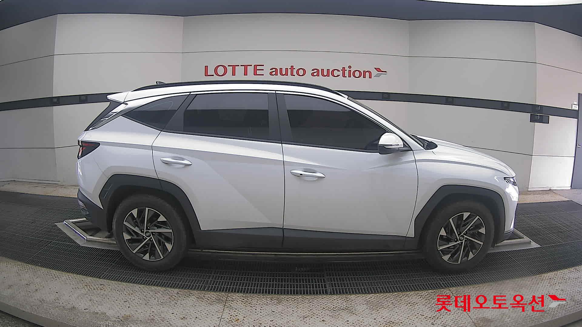 2021 - hyundai tucson