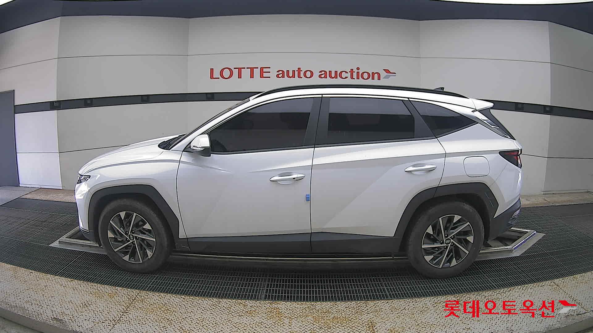 2021 - hyundai tucson