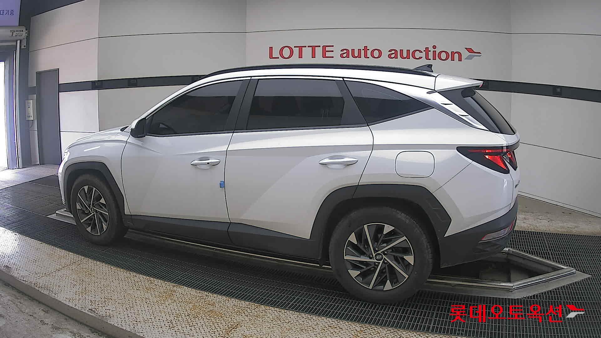 2021 - hyundai tucson