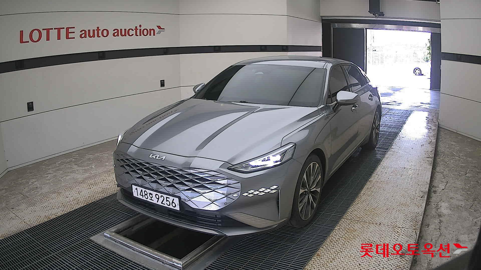 2022 - kia k8