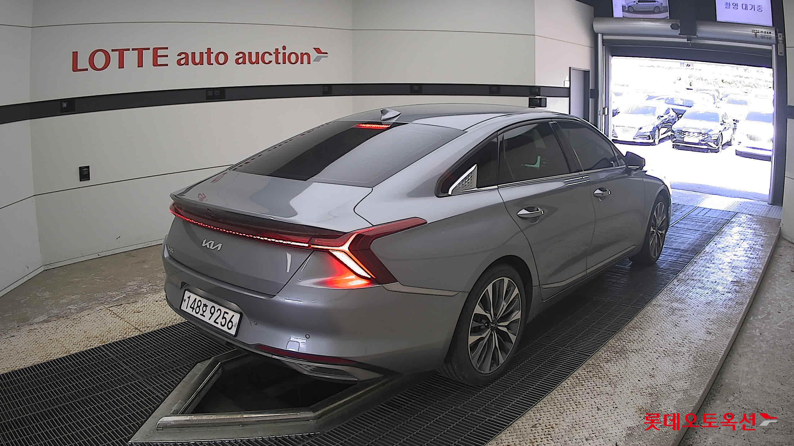 2022 - kia k8