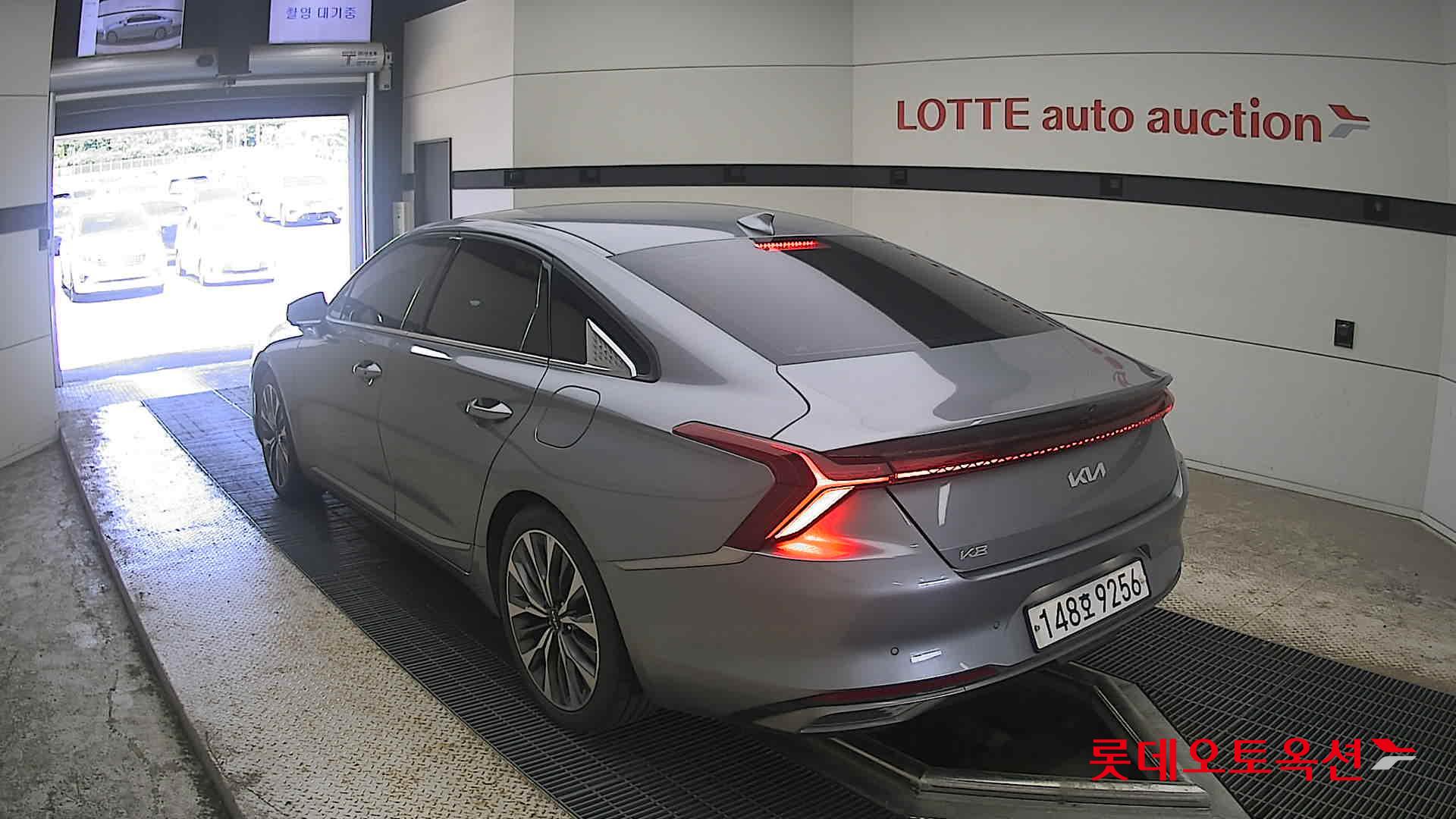 2022 - kia k8