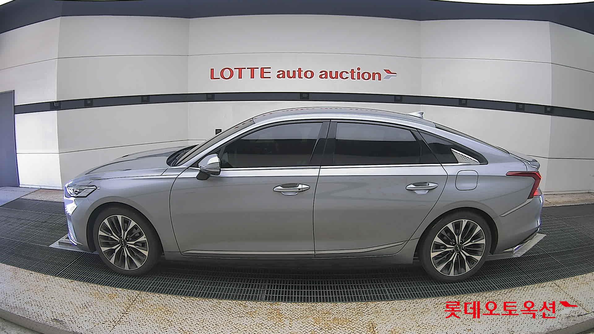 2022 - kia k8