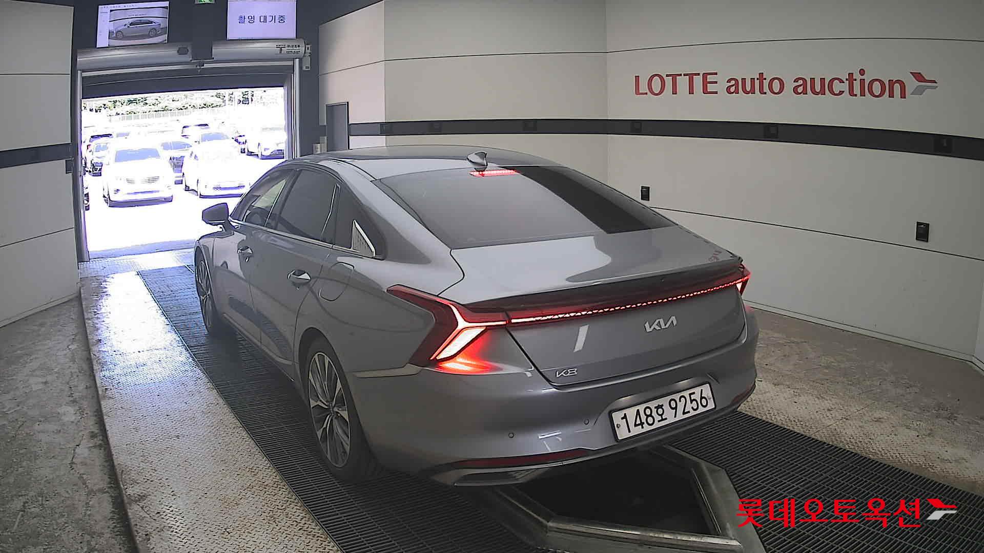 2022 - kia k8