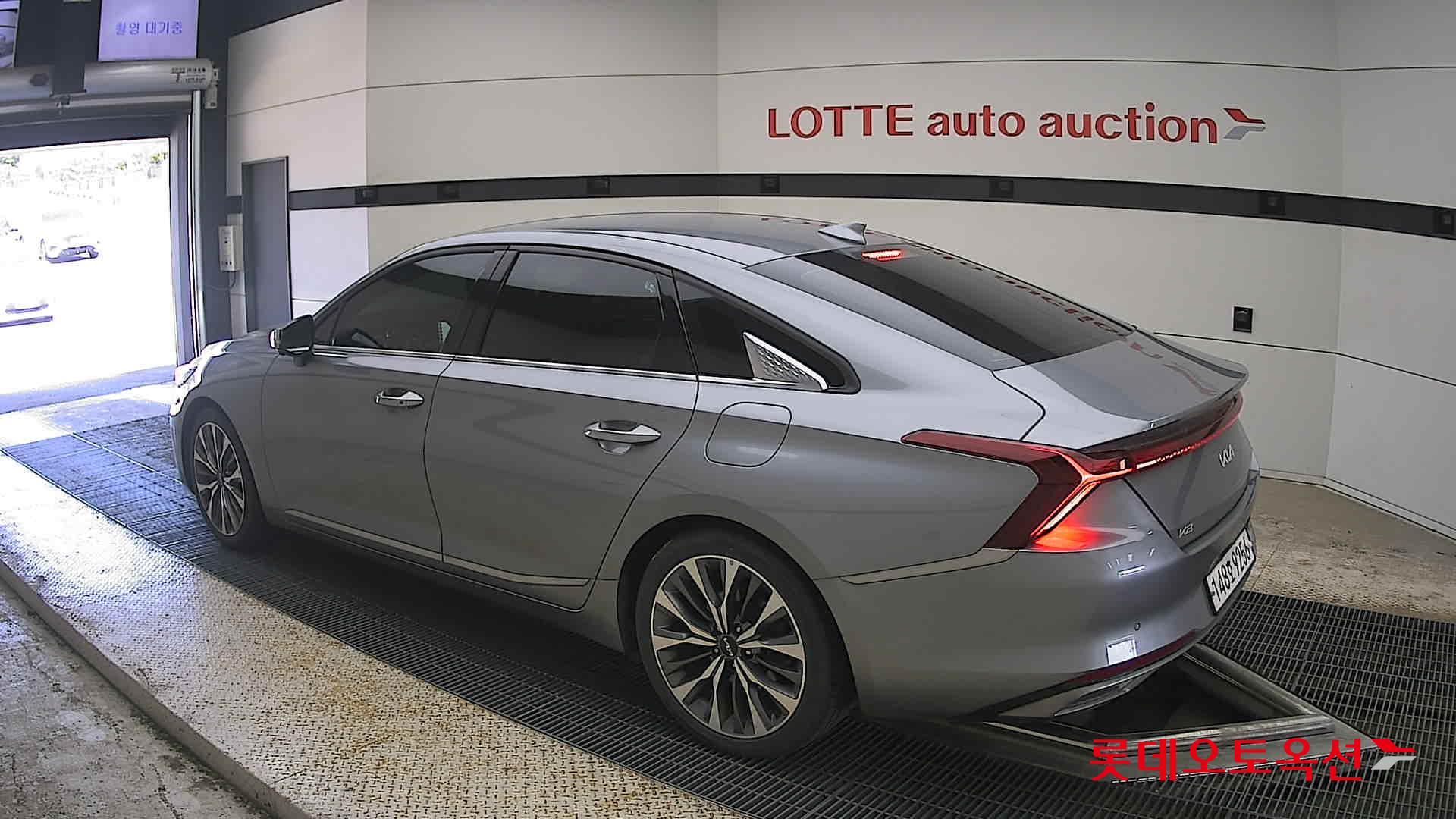 2022 - kia k8