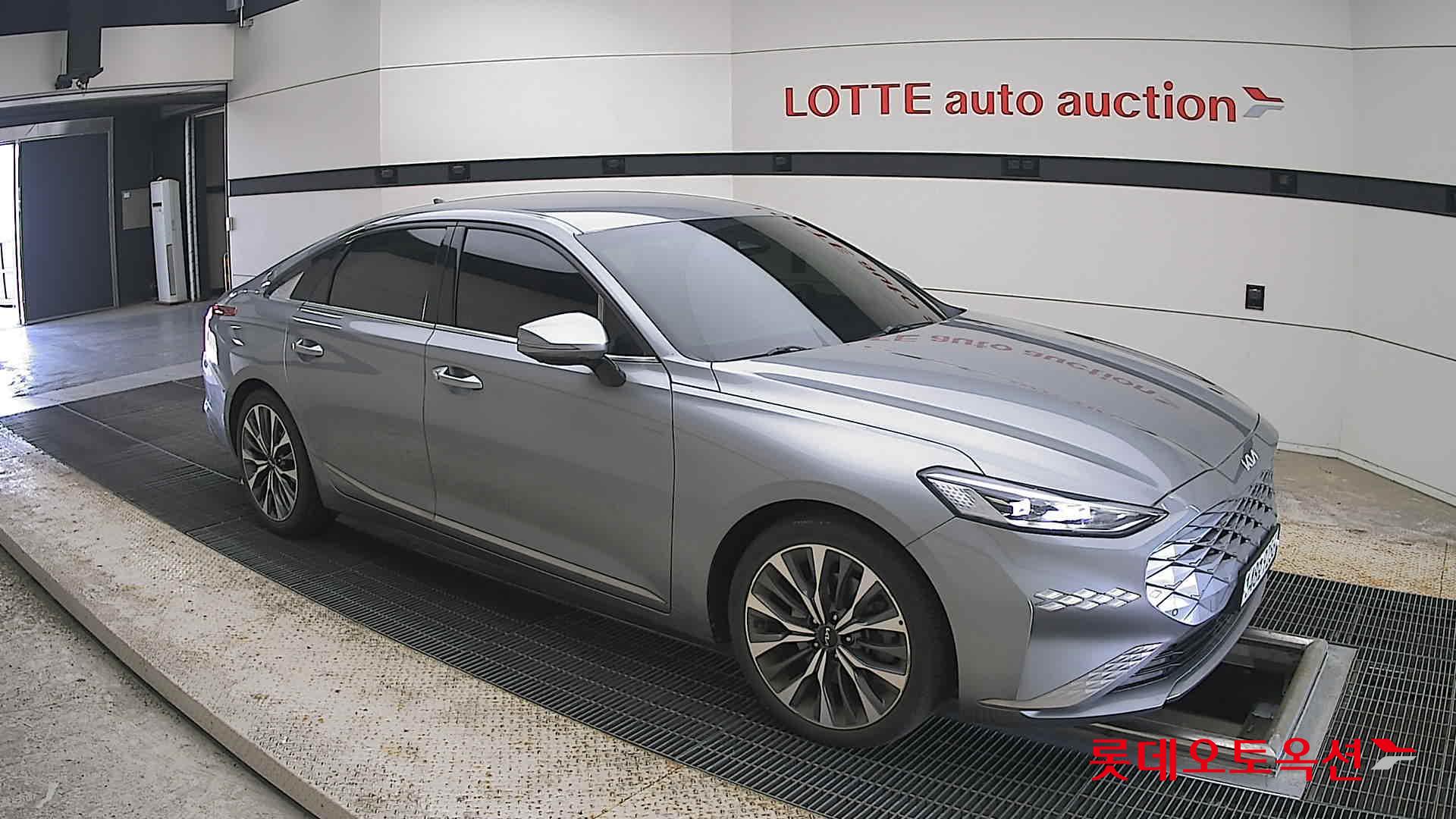 2022 - kia k8