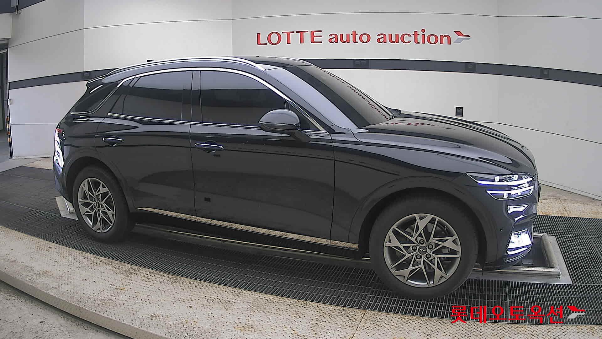 2022 - genesis gv70