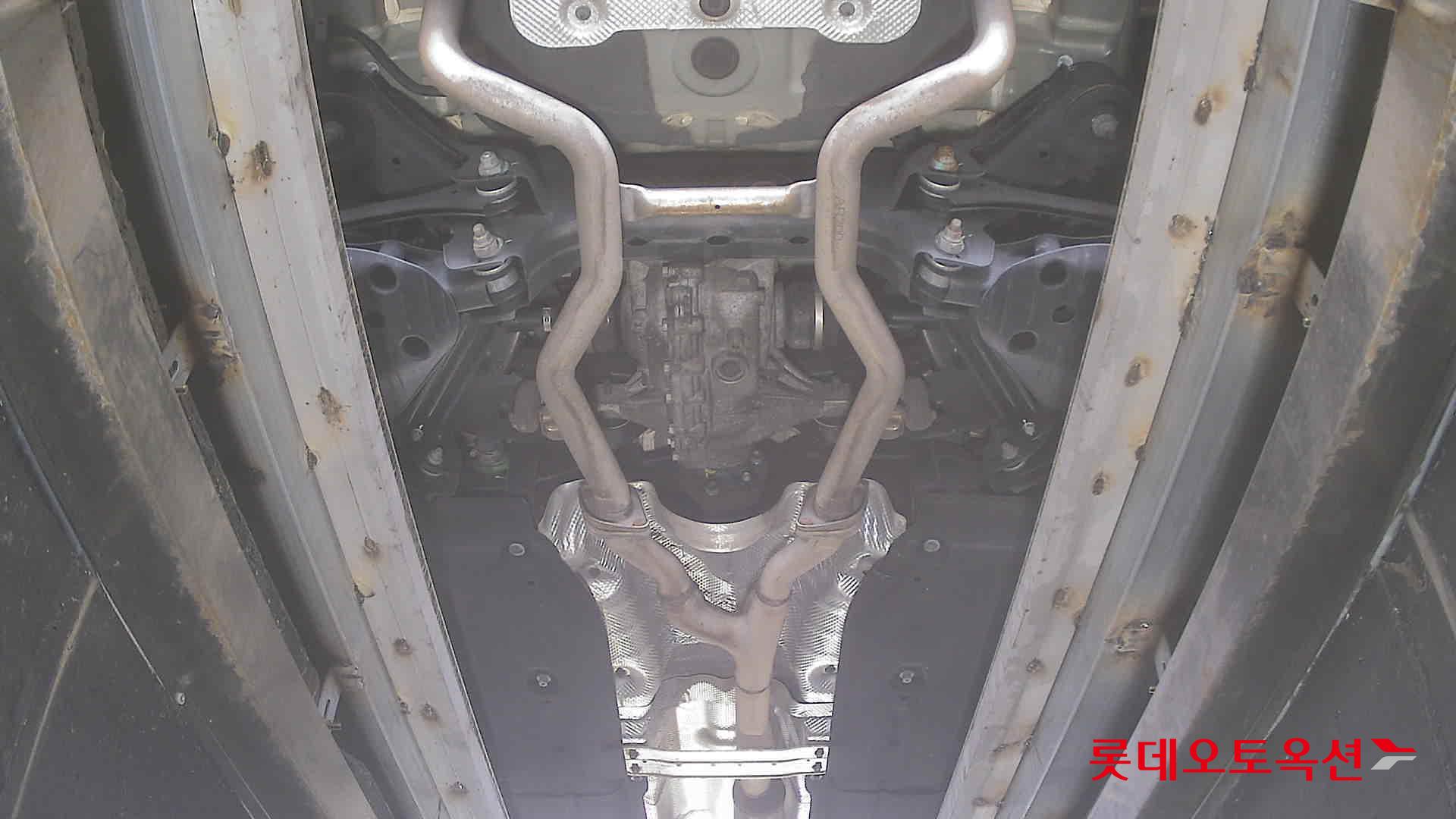 2022 - genesis gv70