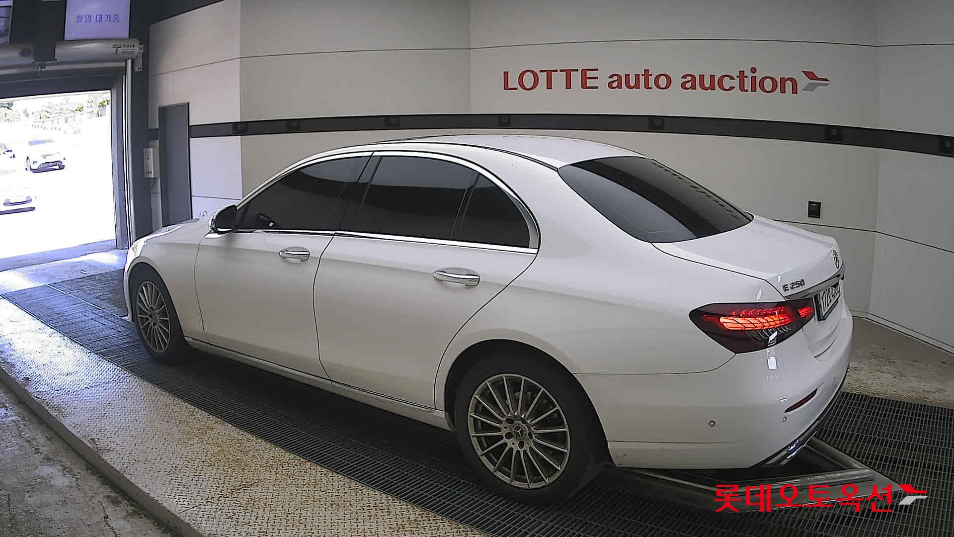 2022 - mercedes-benz e250