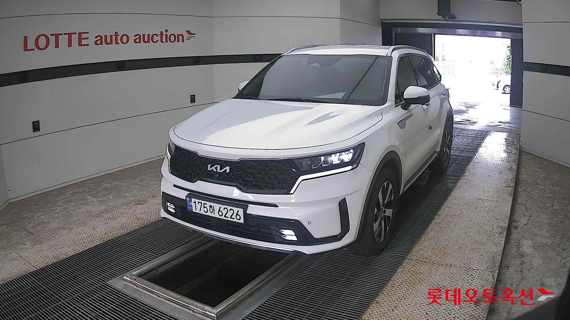 2023 - kia sorento