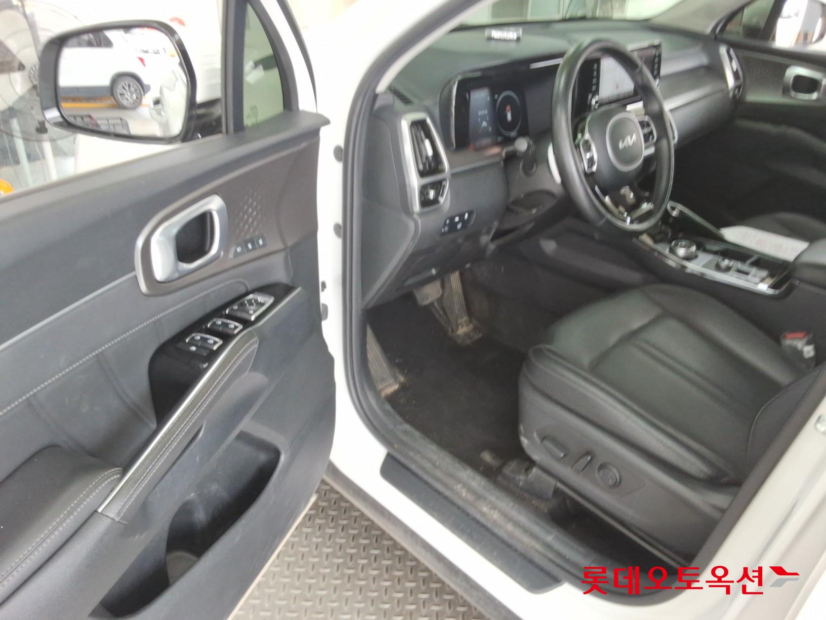 2023 - kia sorento