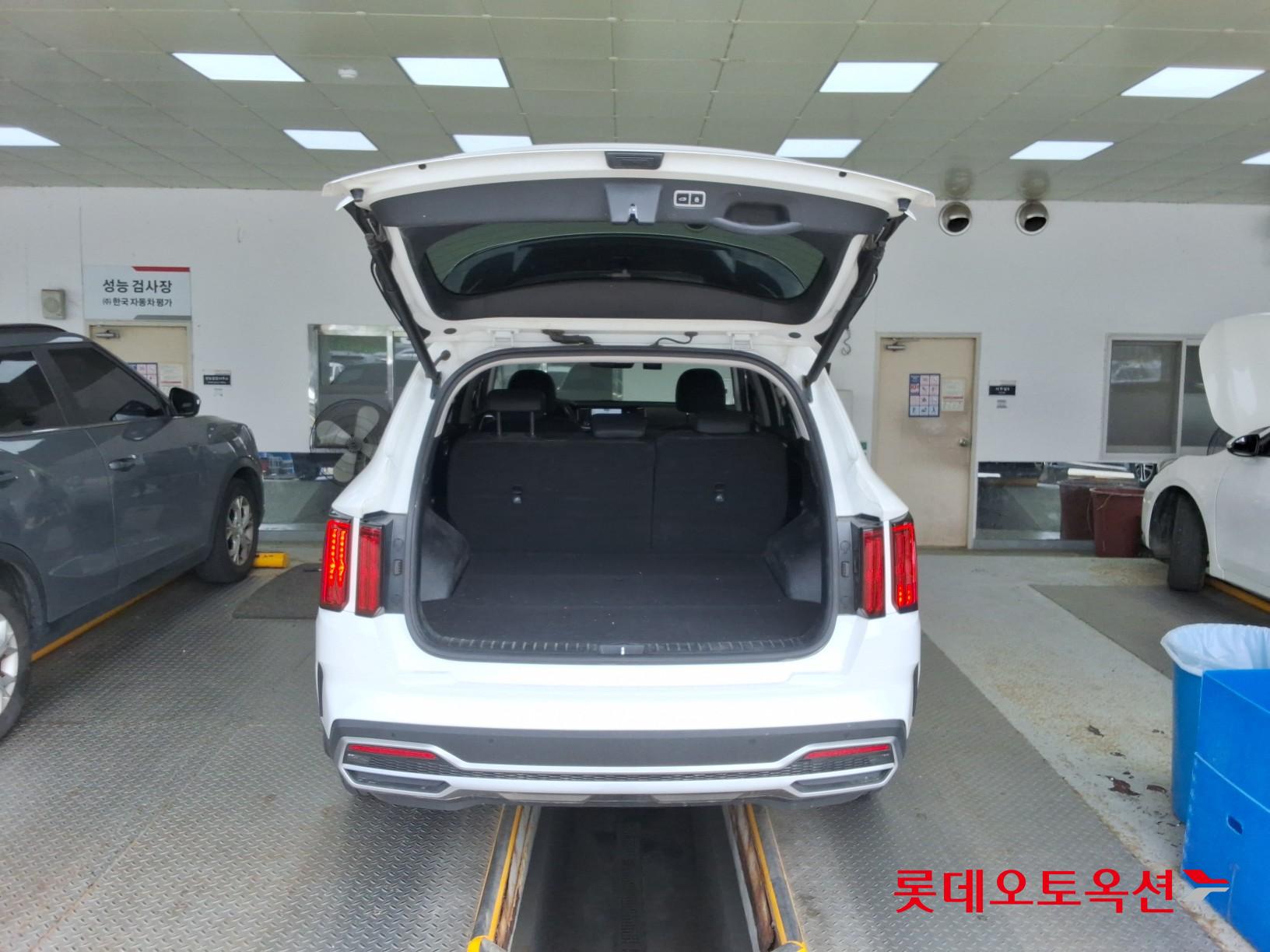 2023 - kia sorento