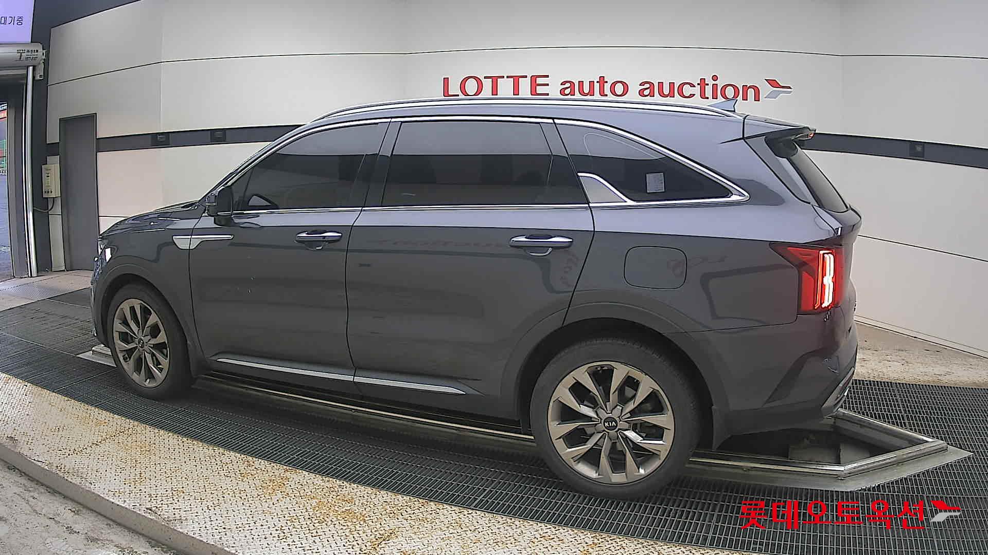 2021 - kia sorento