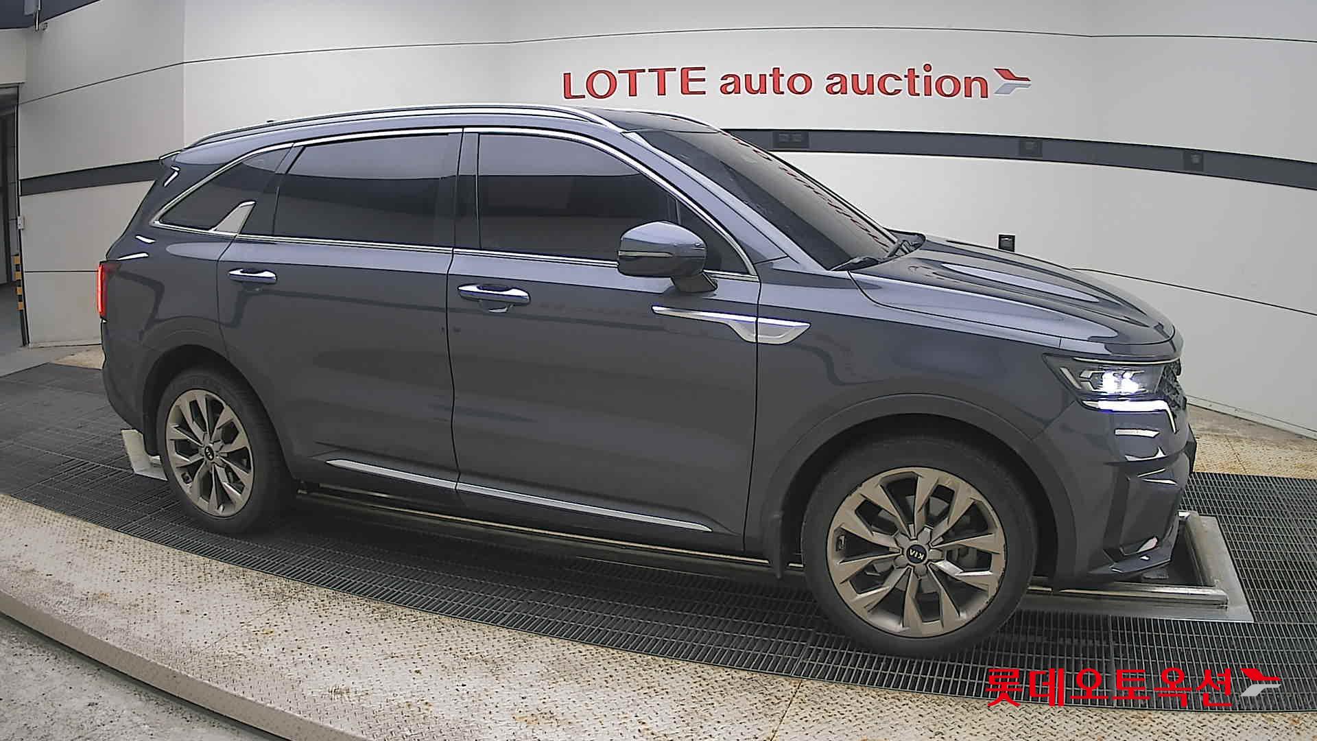 2021 - kia sorento