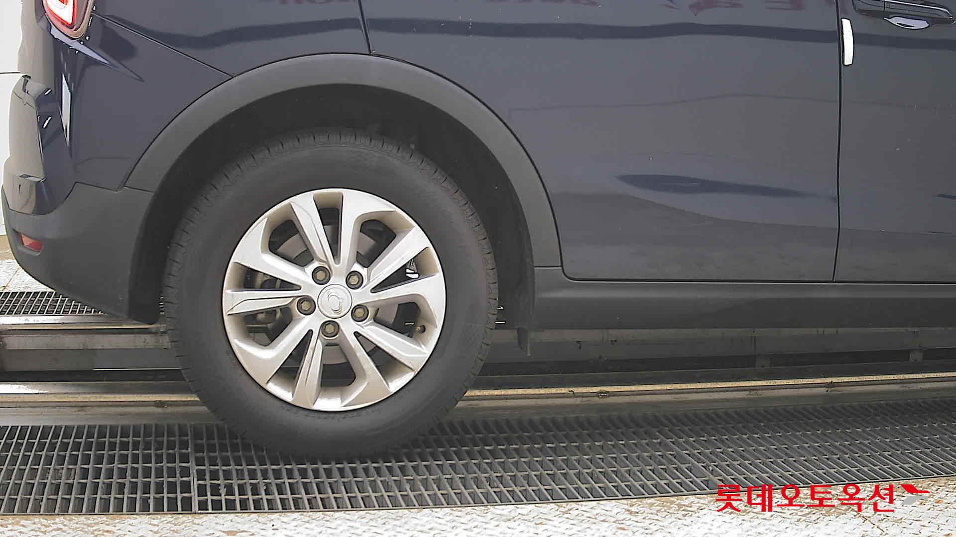 2021 - ssangyong tivoli