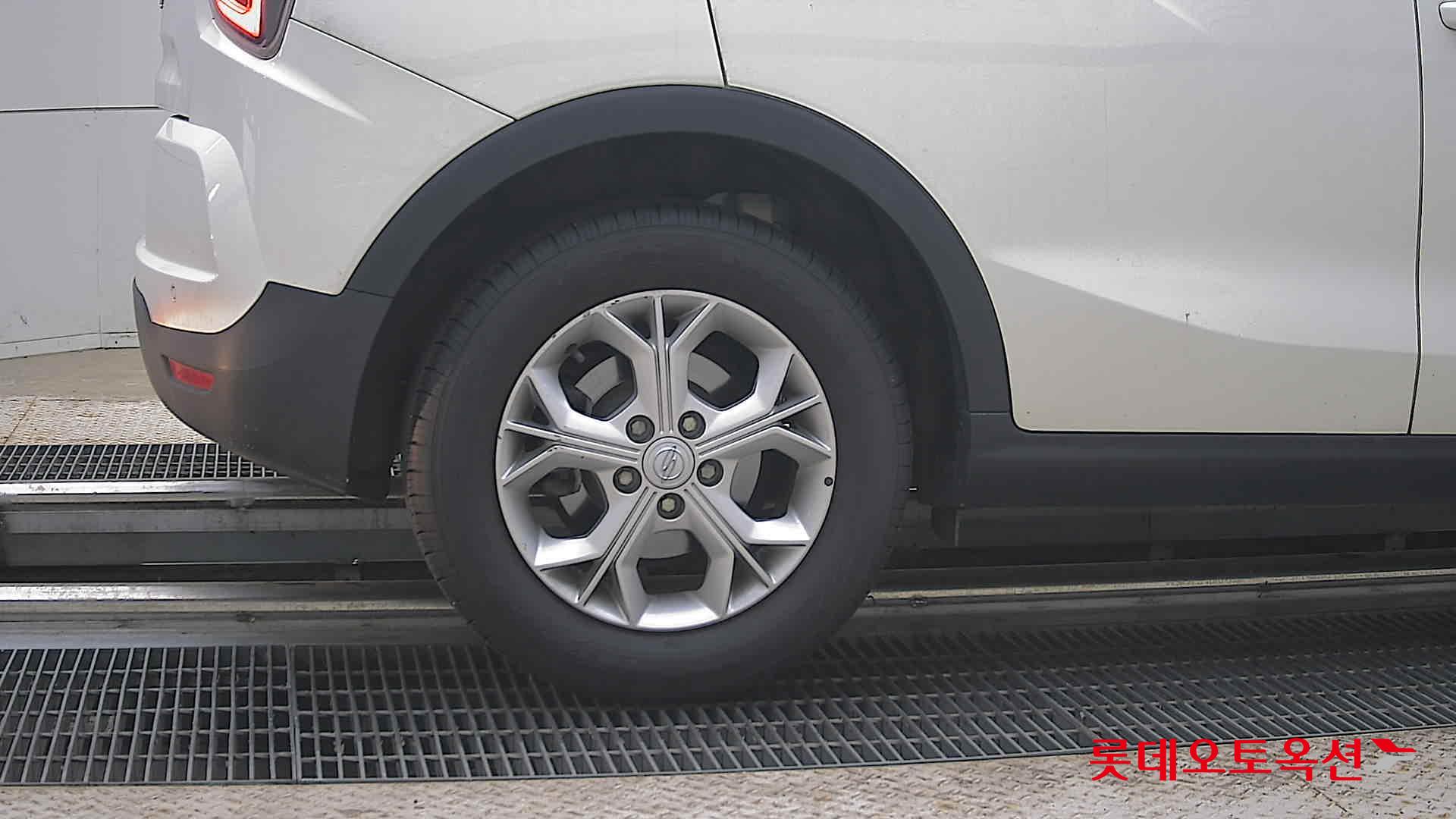 2021 - ssangyong tivoli
