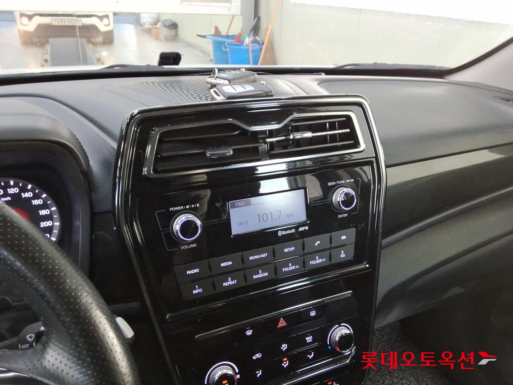 2021 - ssangyong tivoli