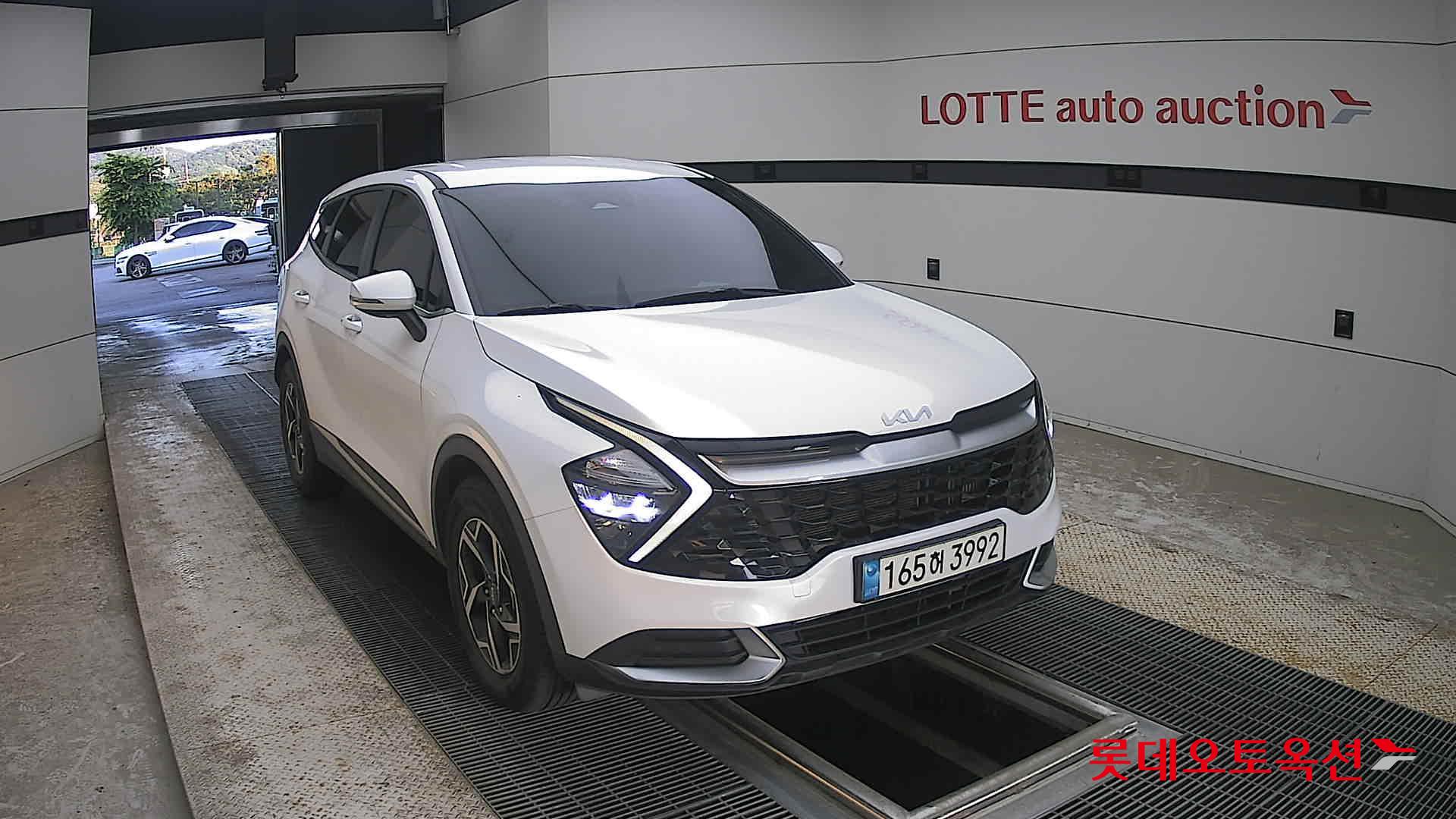 2022 - kia sportage