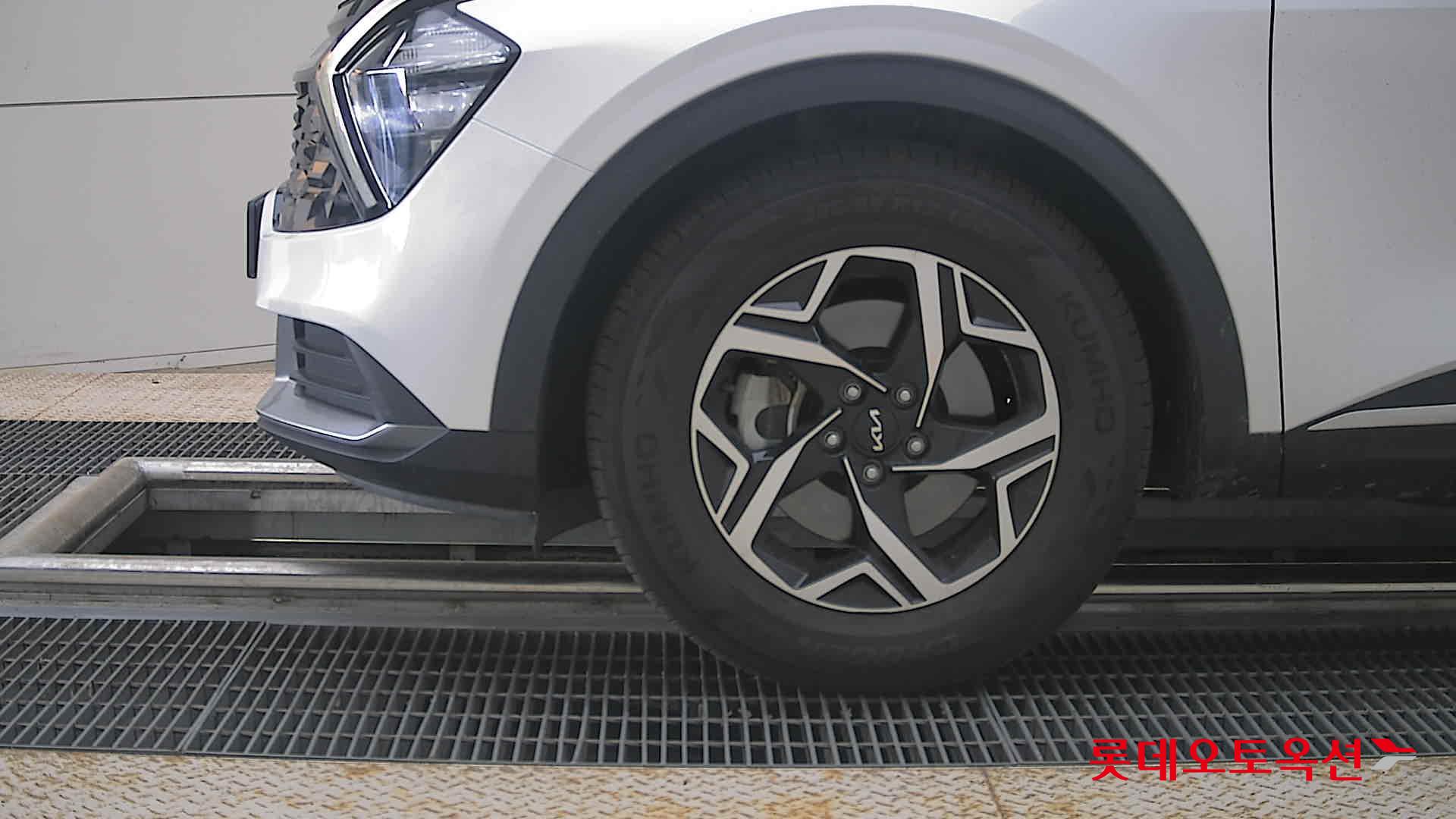 2022 - kia sportage