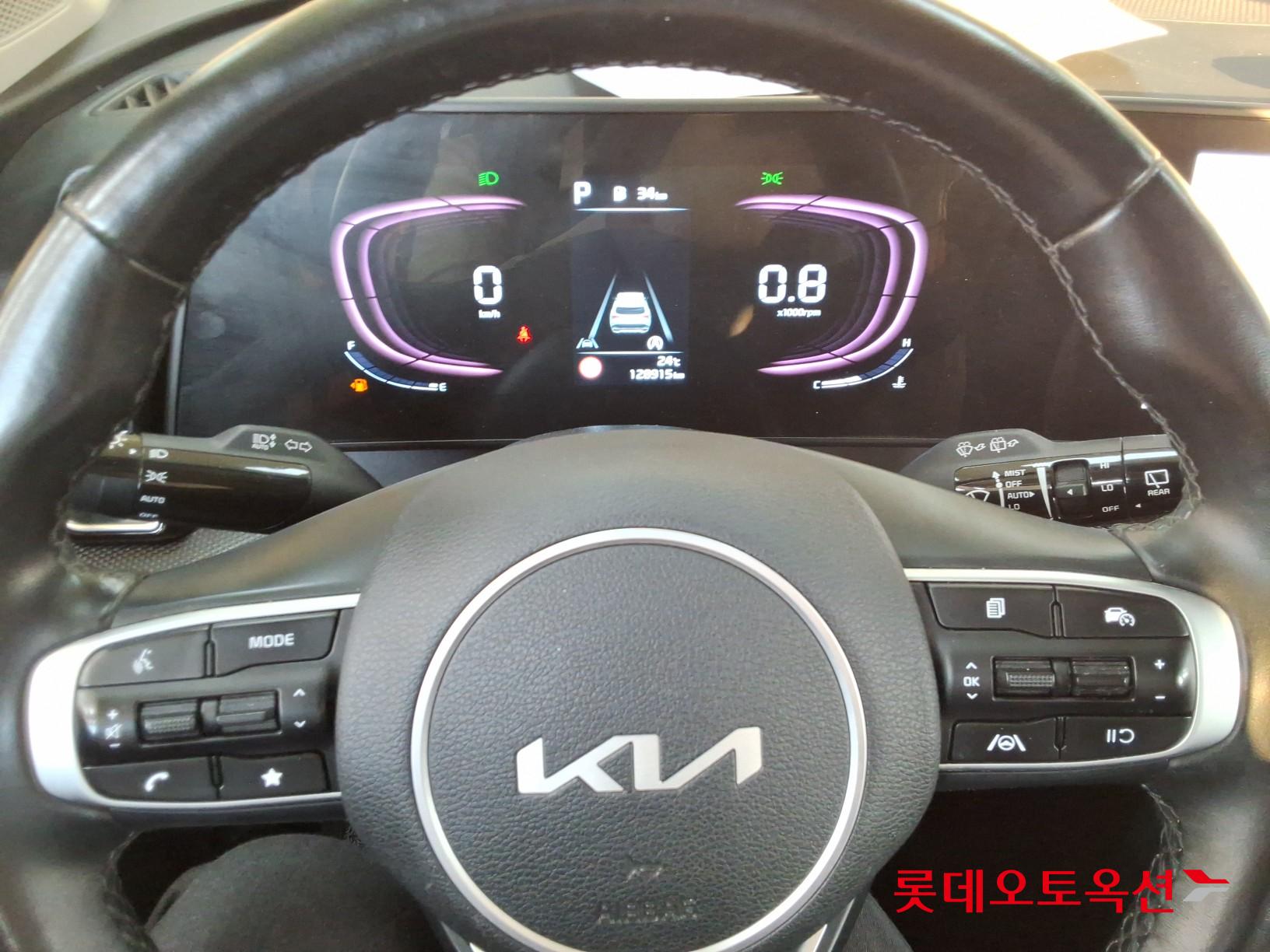 2022 - kia sportage