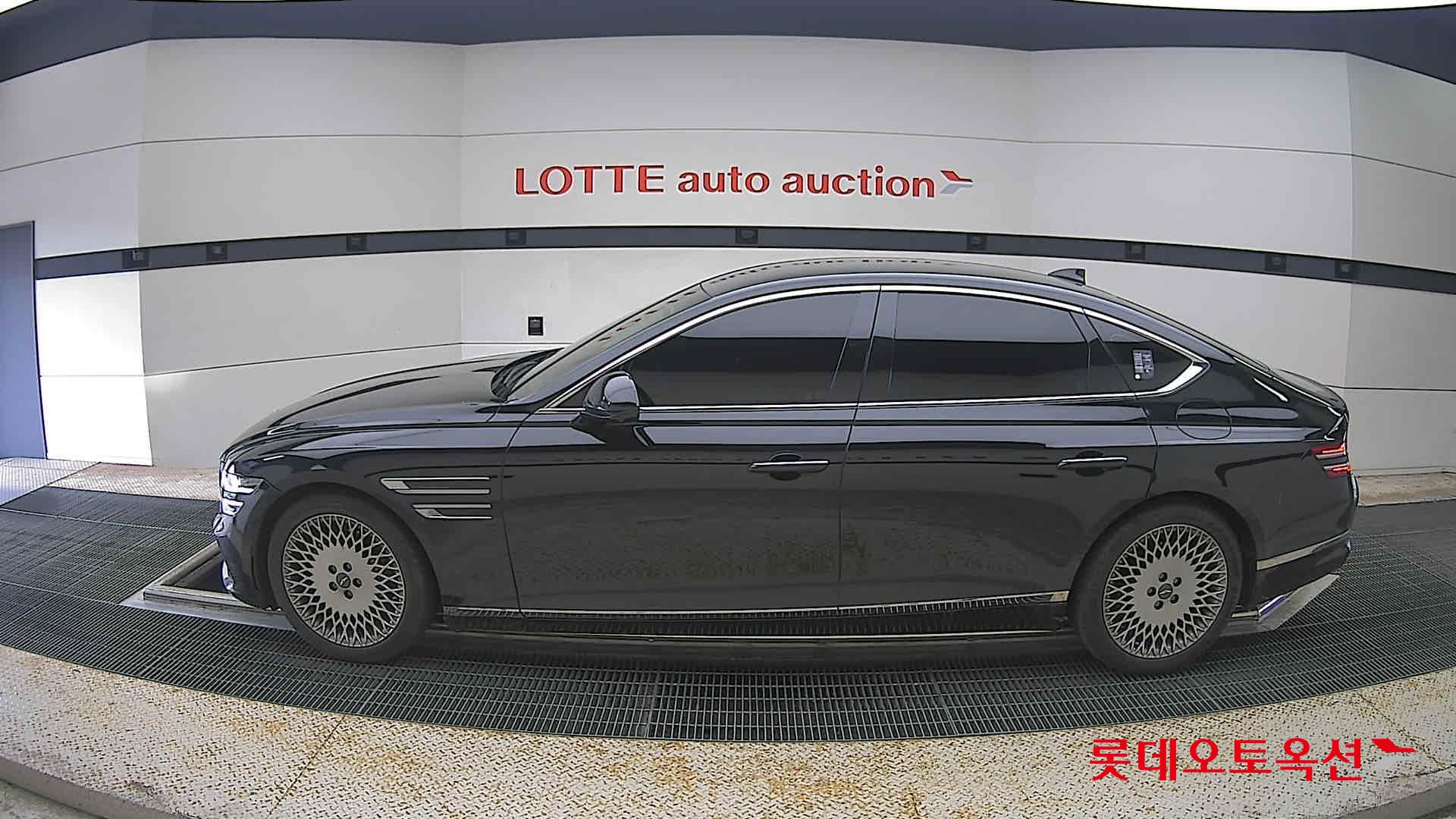 2022 - genesis g80