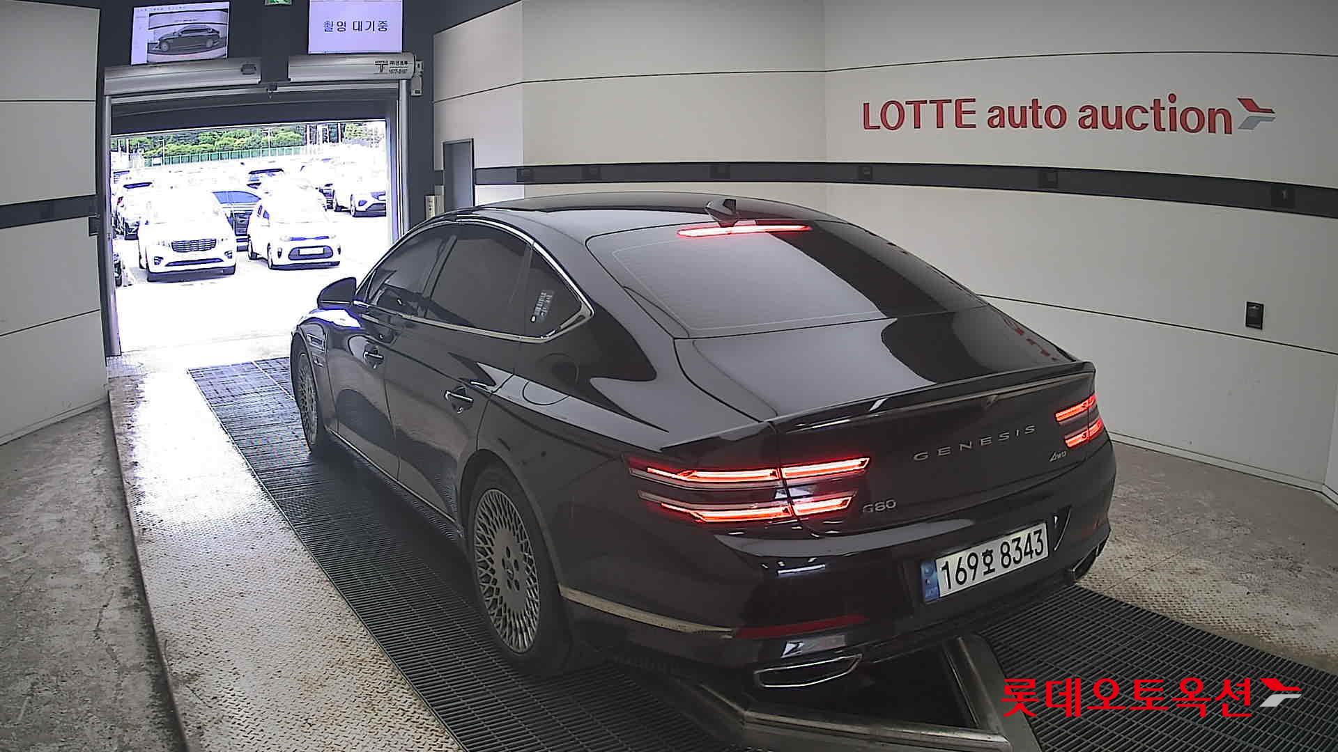 2022 - genesis g80