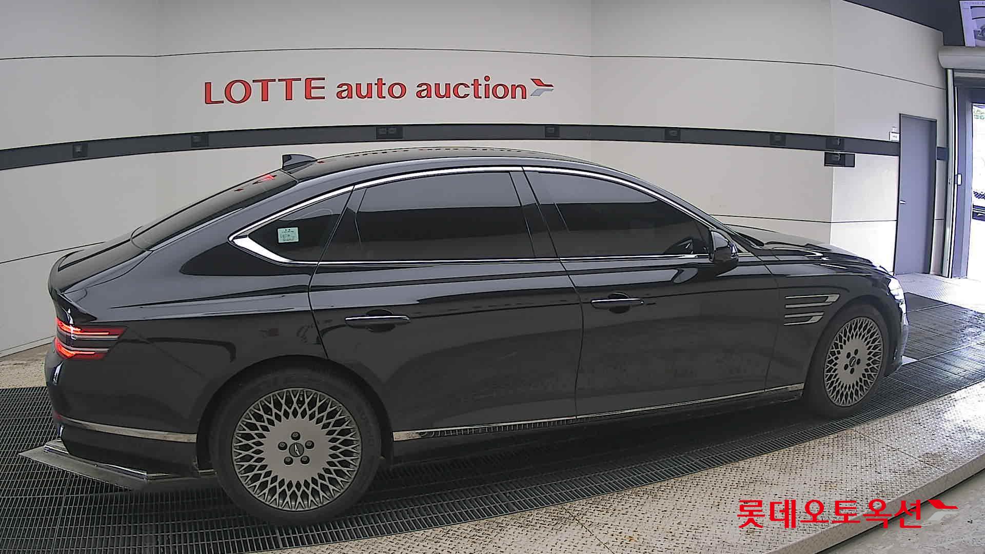 2022 - genesis g80