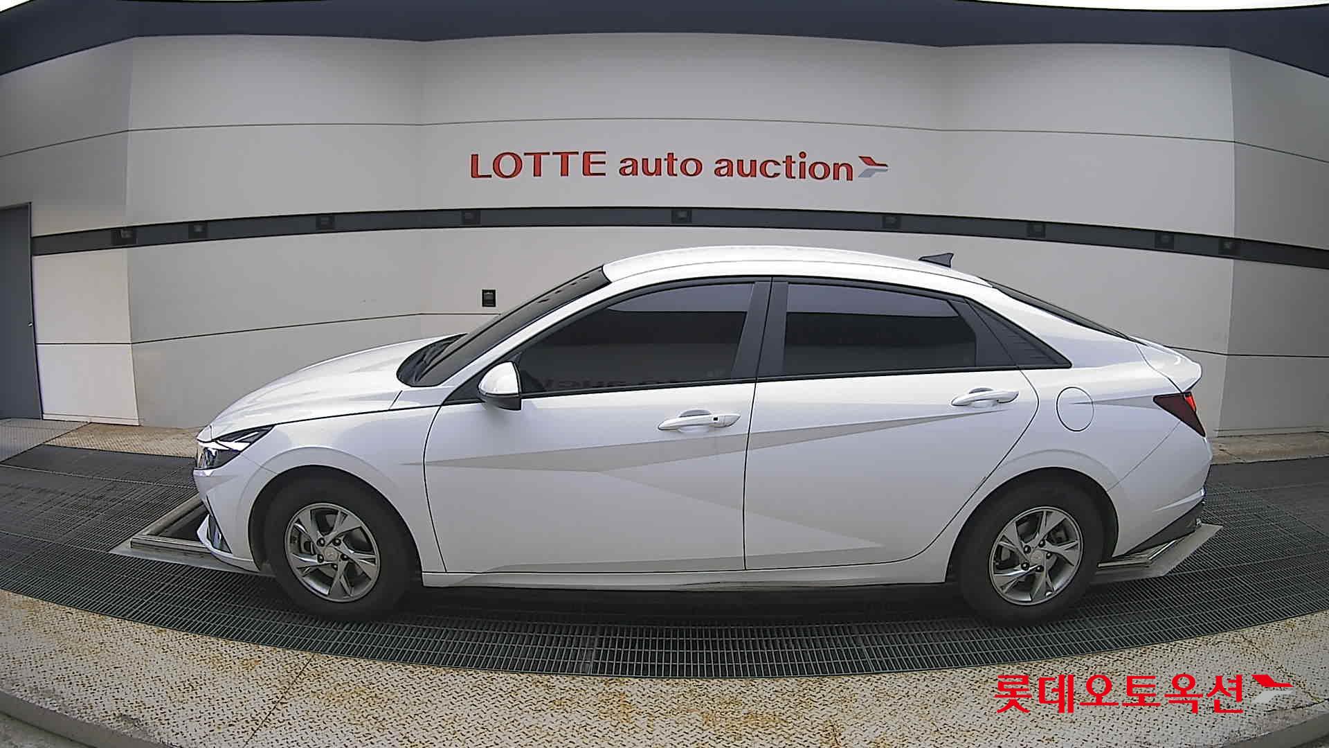 2023 - hyundai avante