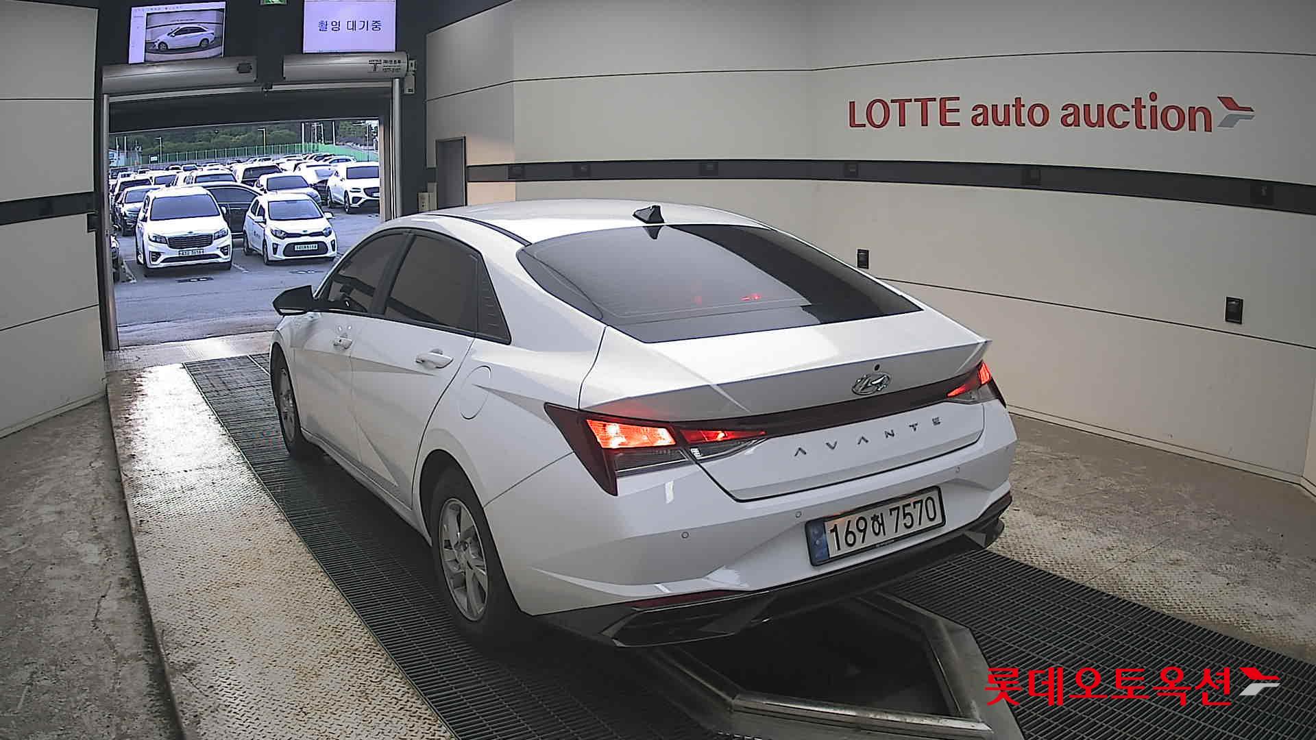 2023 - hyundai avante
