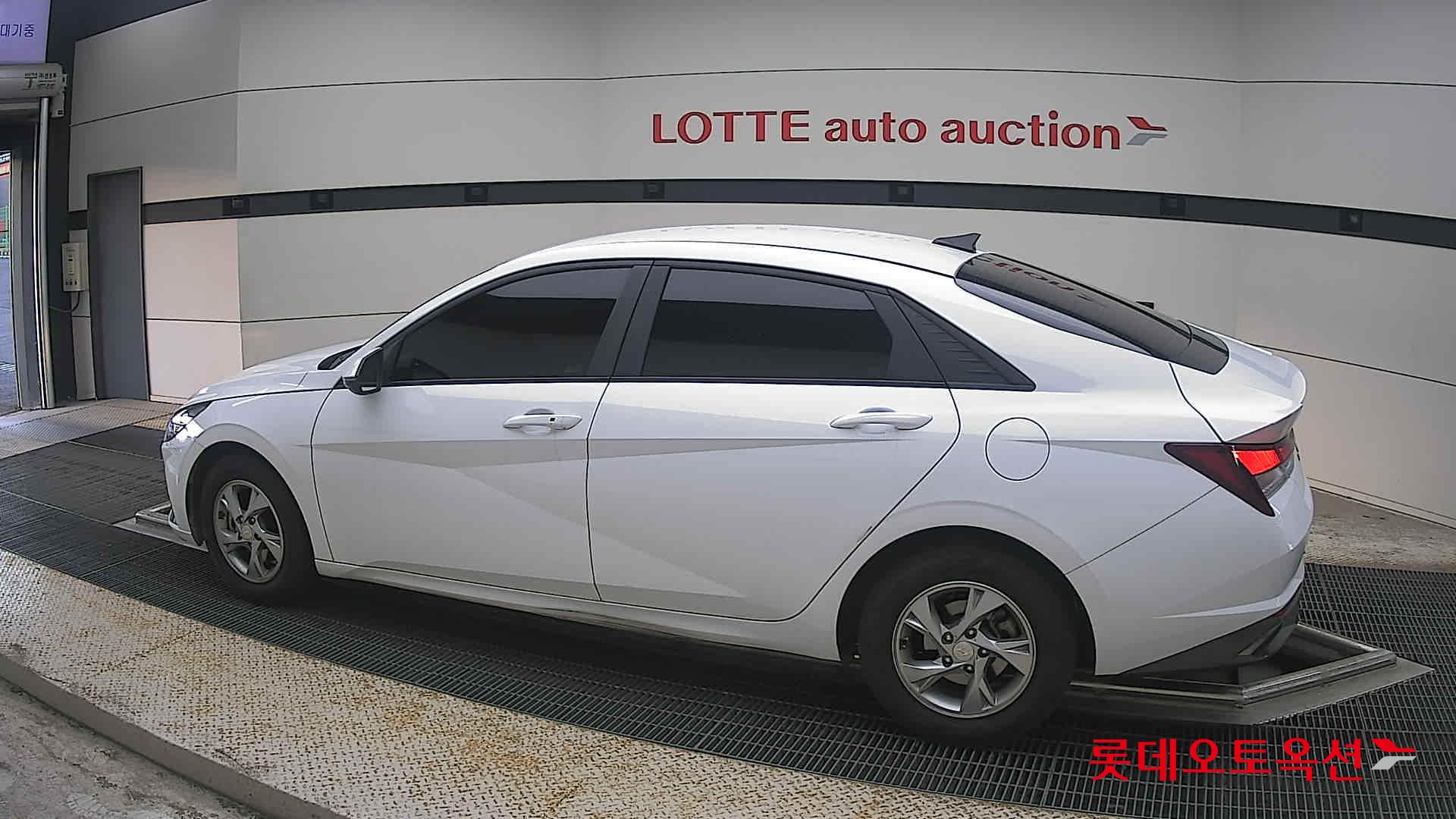 2023 - hyundai avante