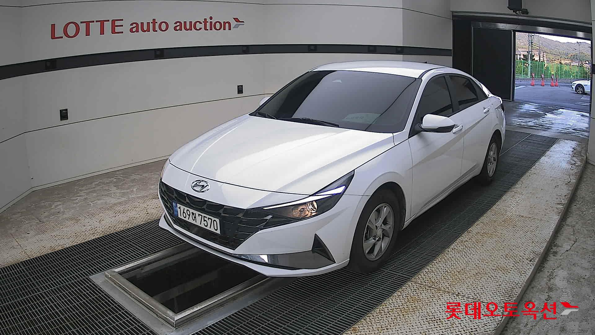 2023 - hyundai avante