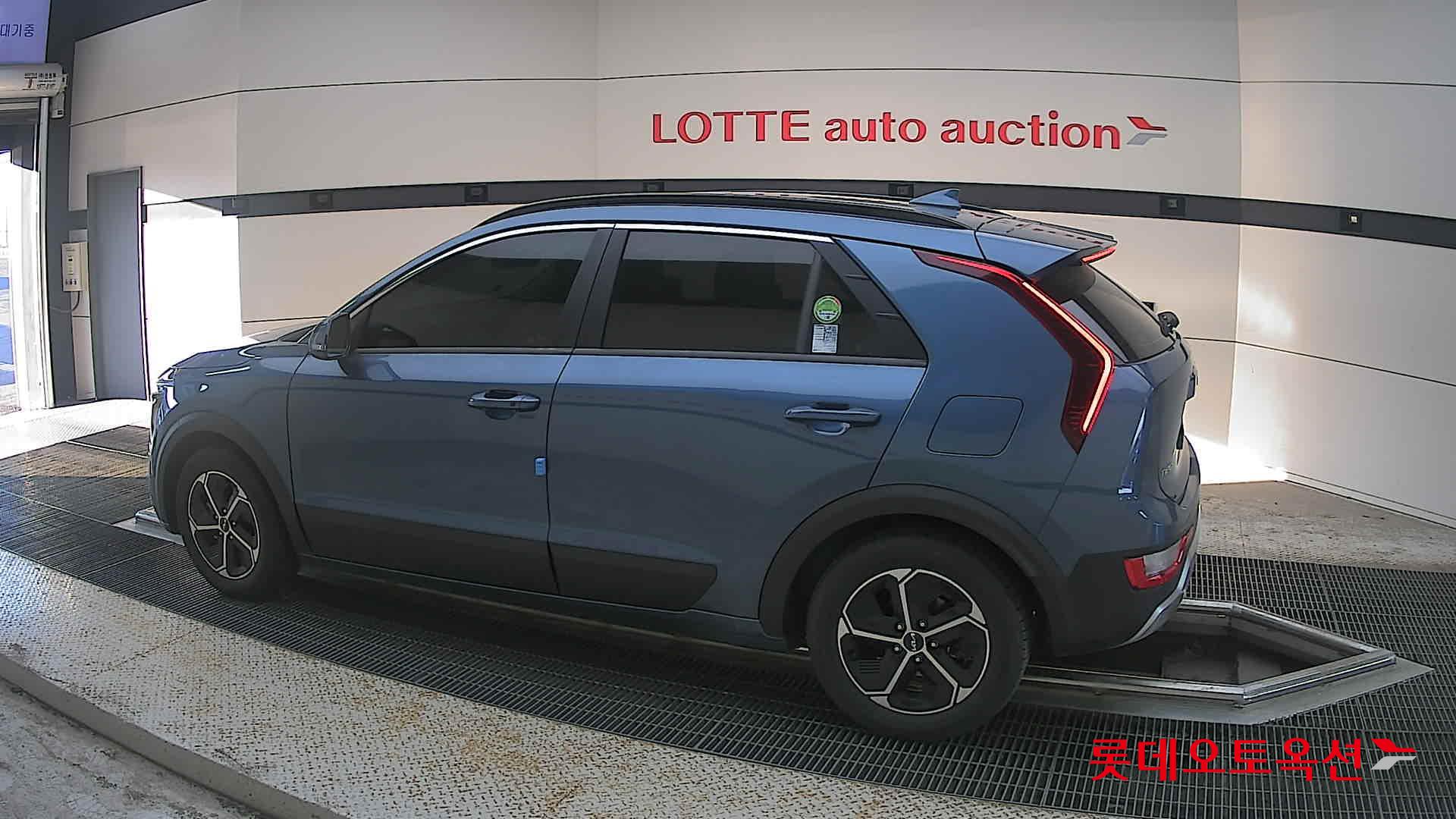 2022 - kia niro