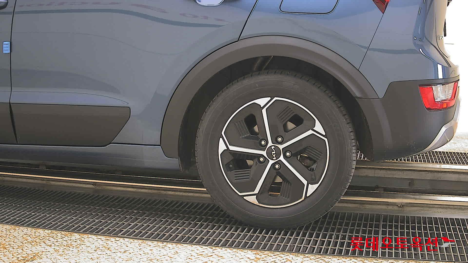 2022 - kia niro