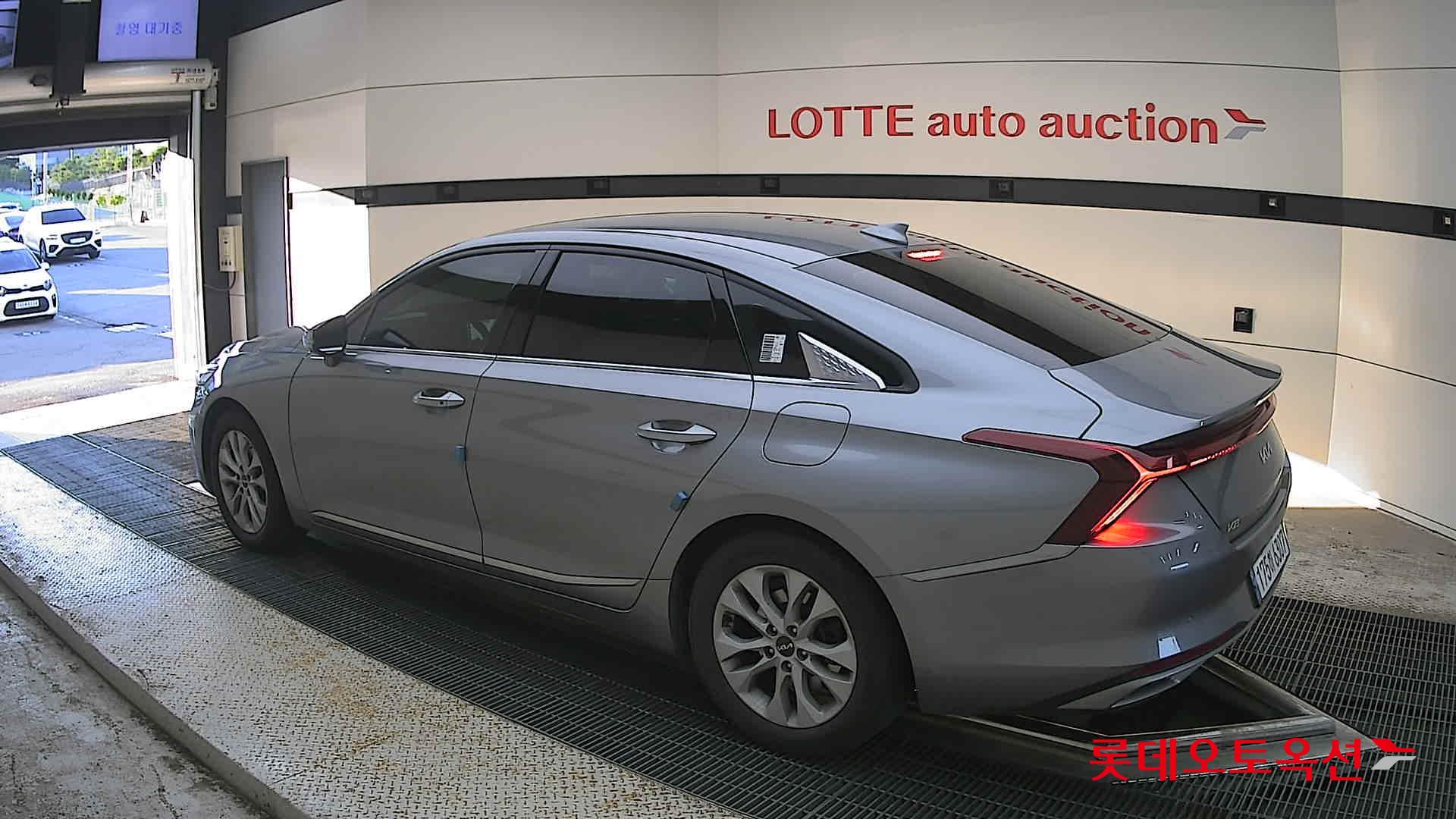 2023 - kia k8