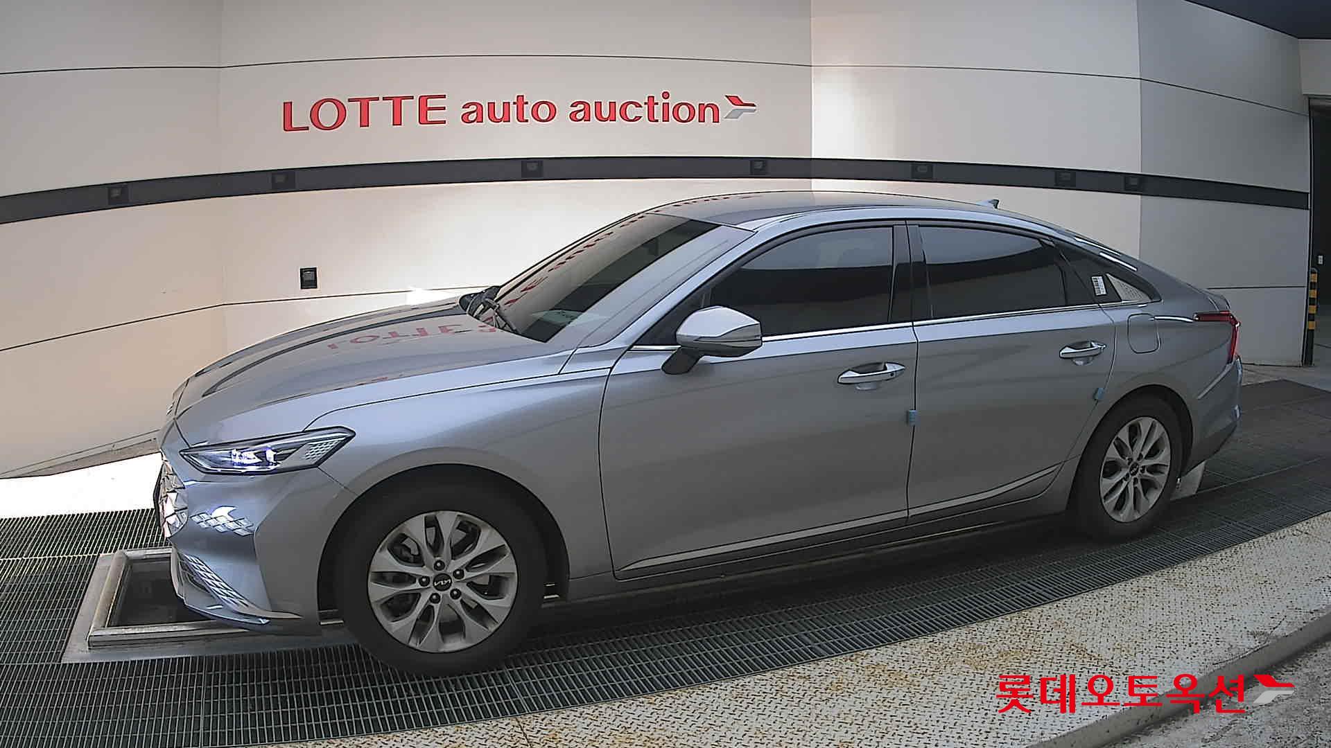 2023 - kia k8