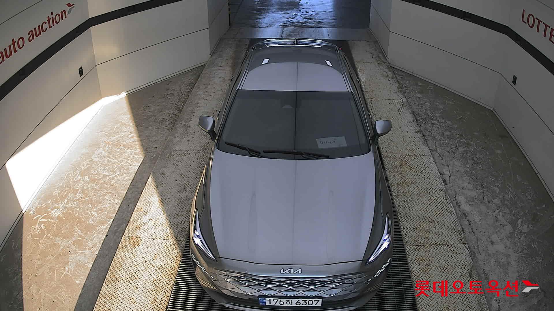 2023 - kia k8