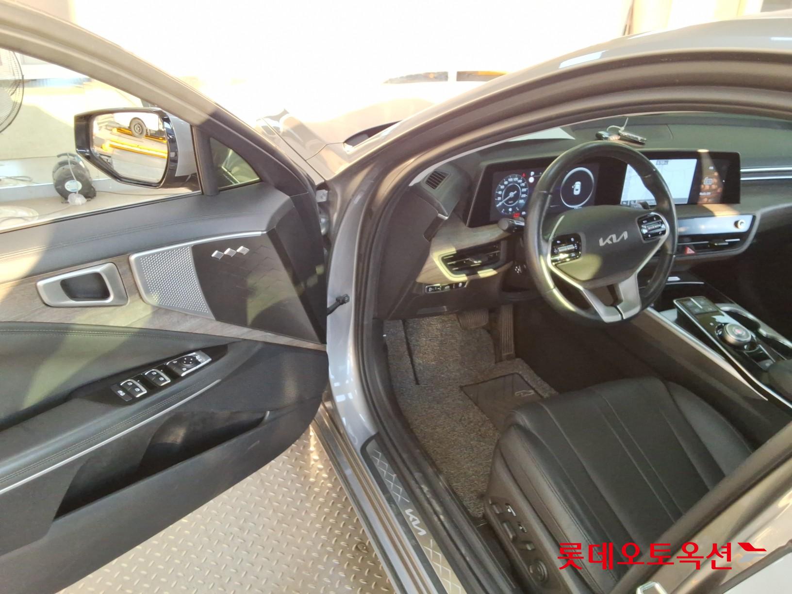 2023 - kia k8