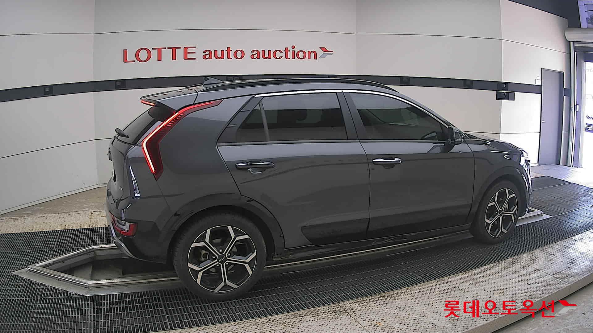 2022 - kia niro