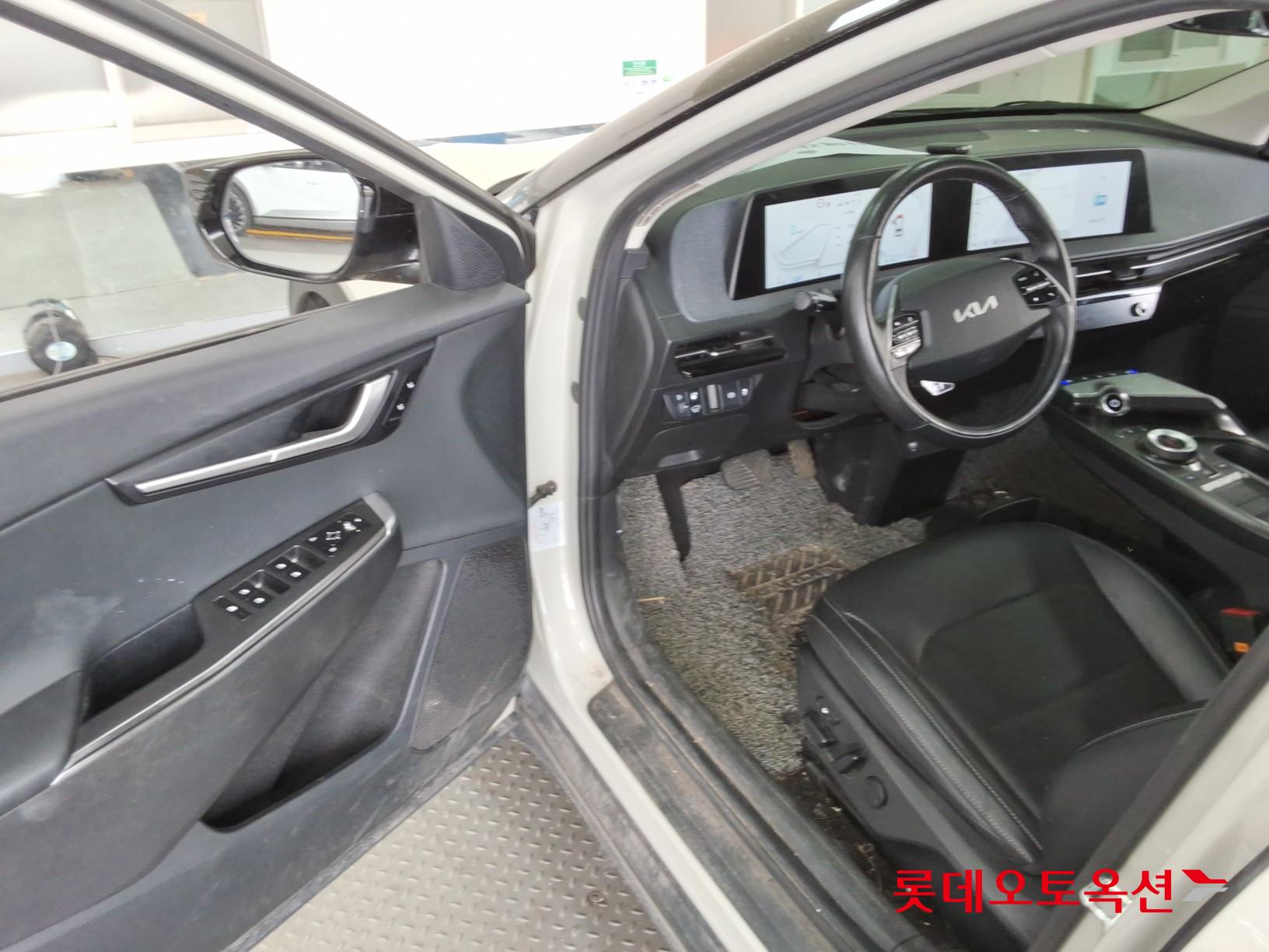 2022 - kia ev6