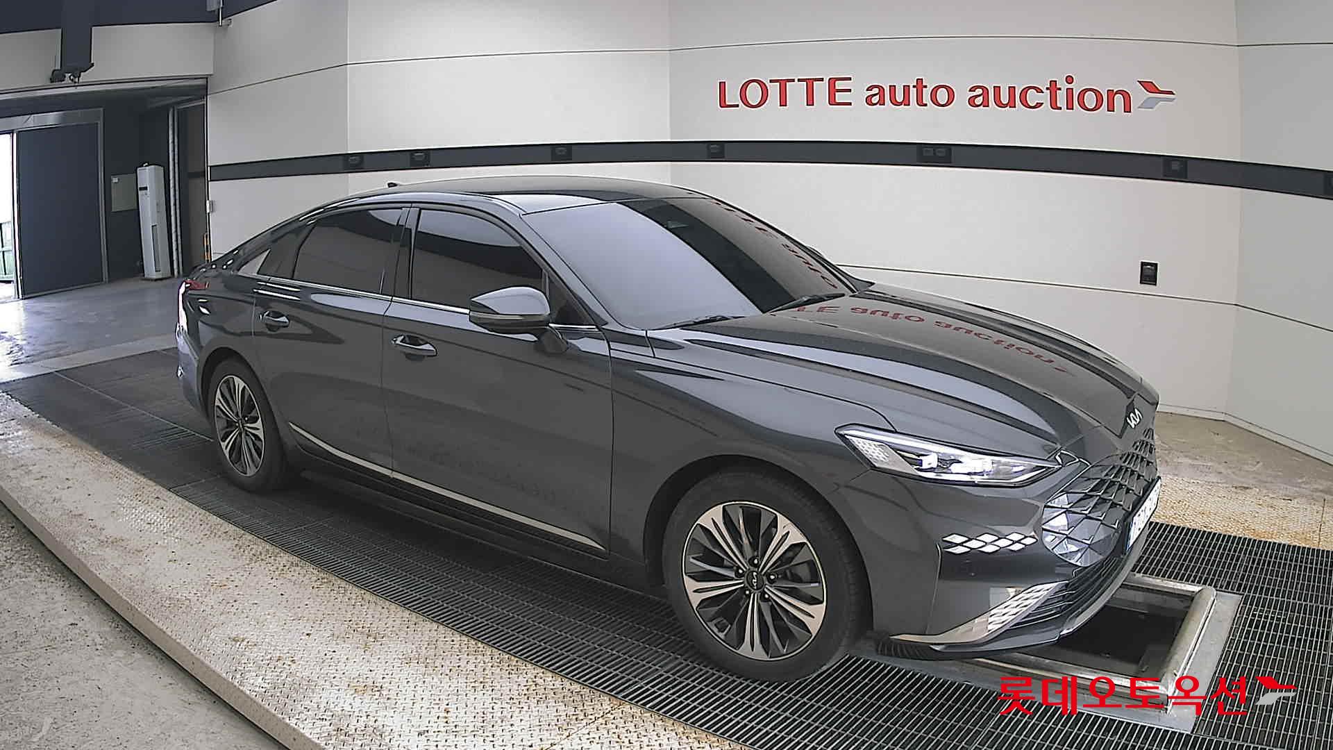 2023 - kia k8