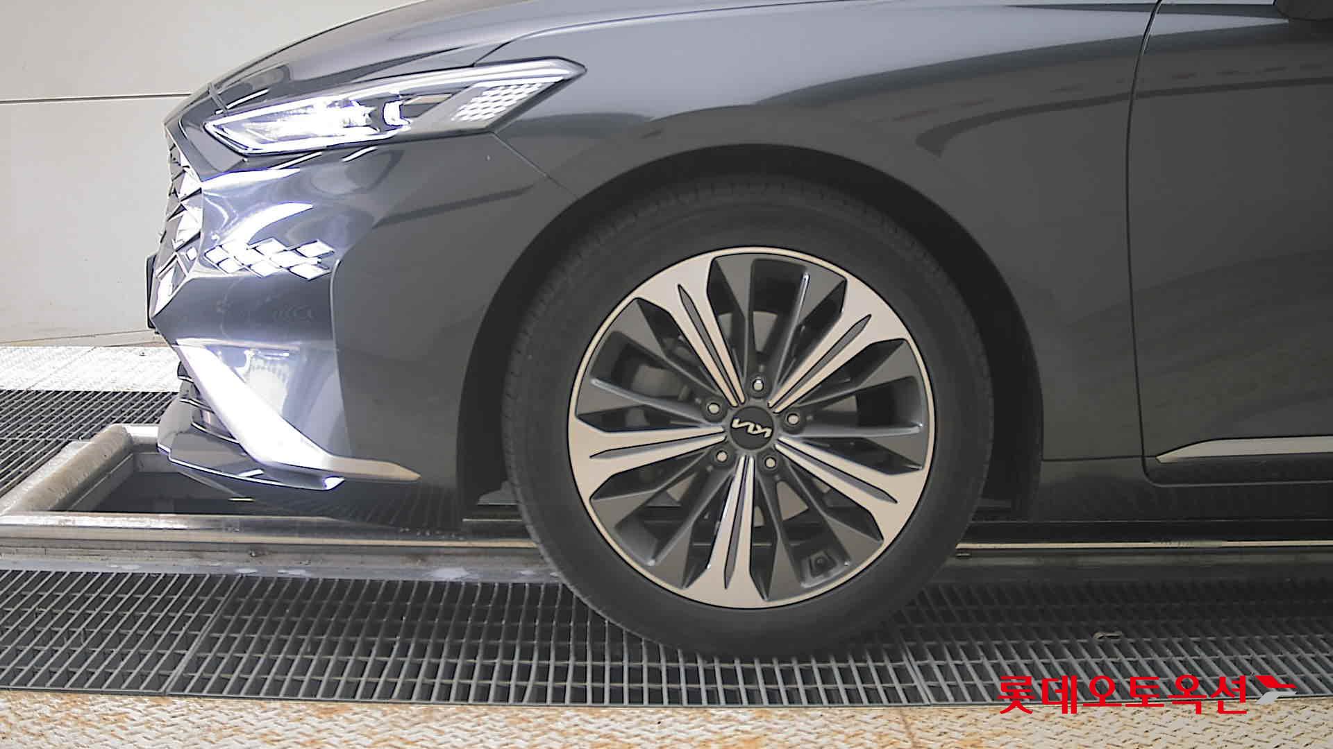2023 - kia k8