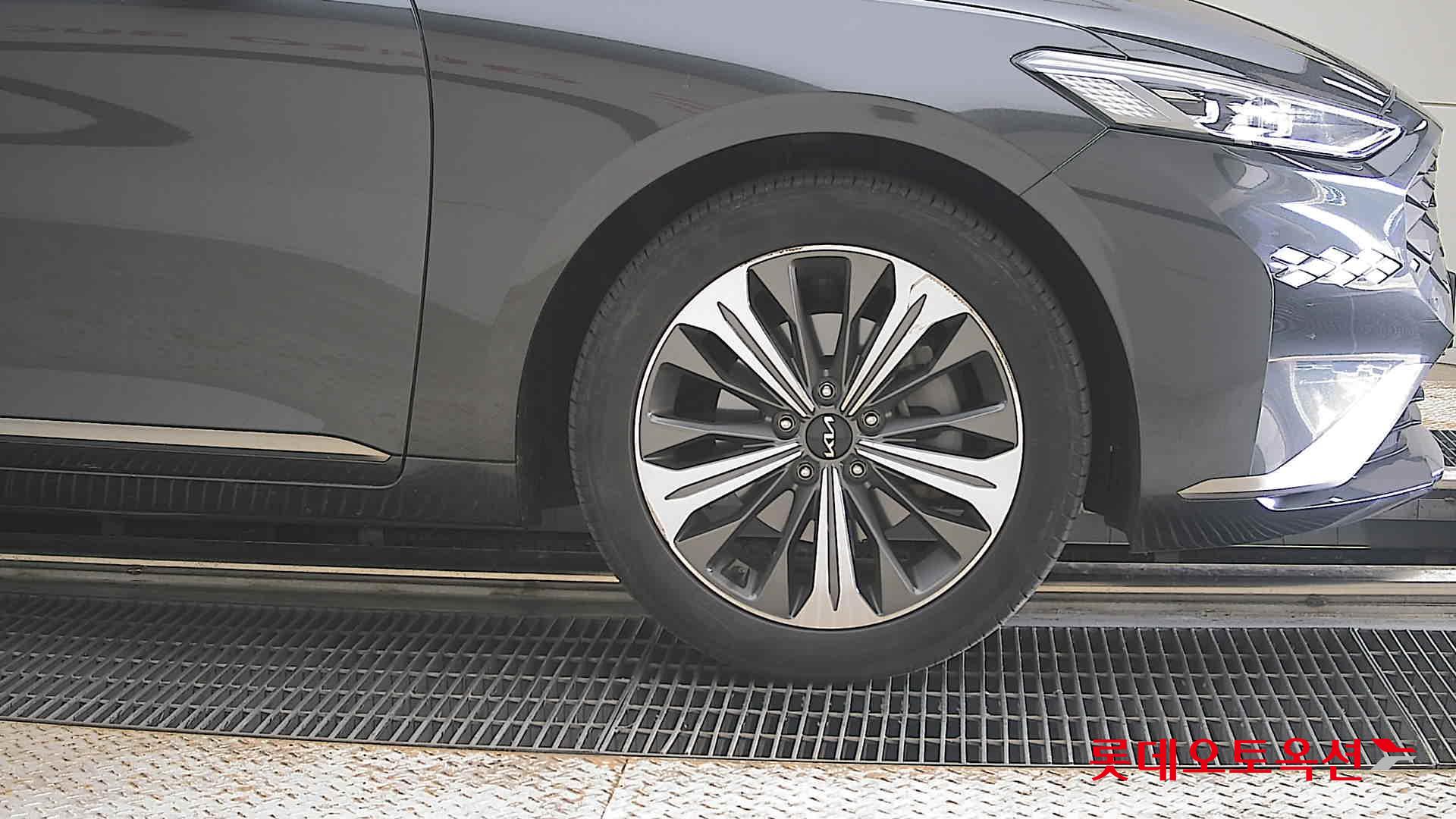 2023 - kia k8
