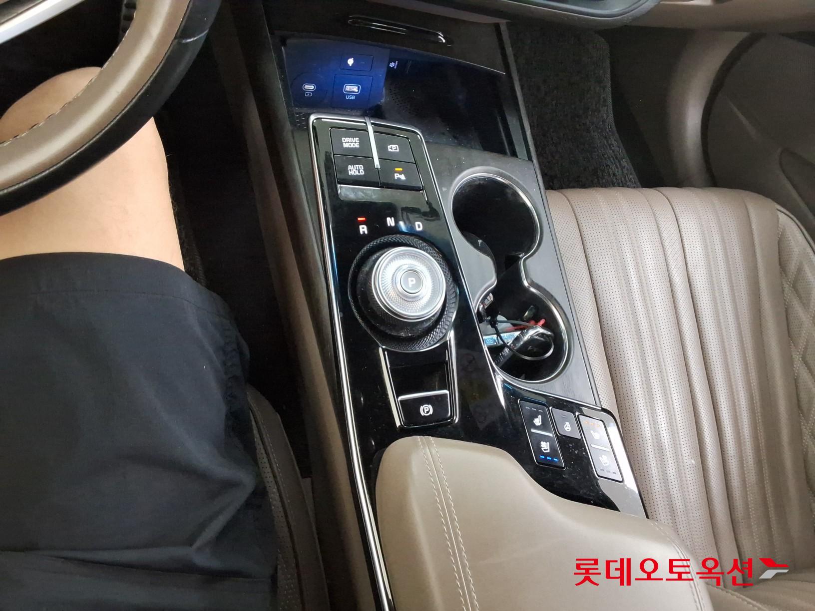 2023 - kia k8