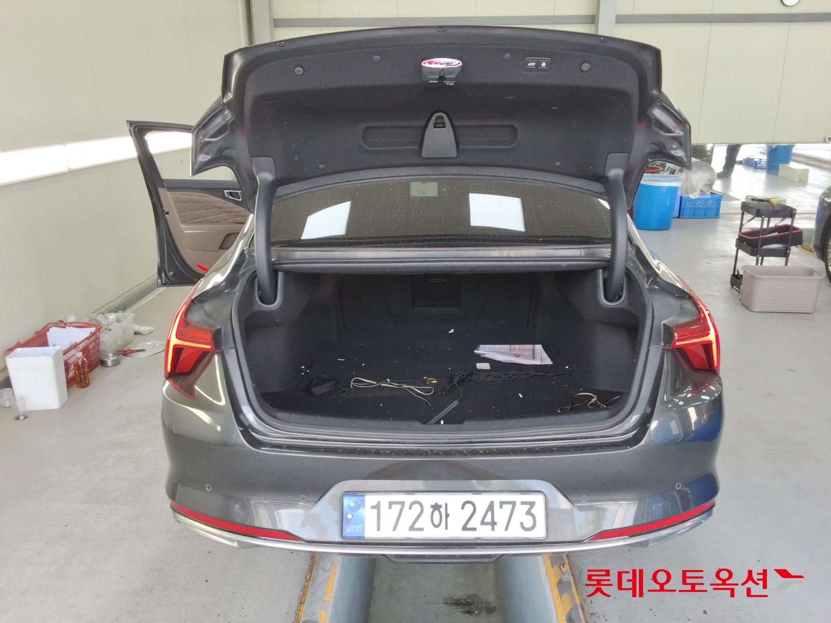2023 - kia k8
