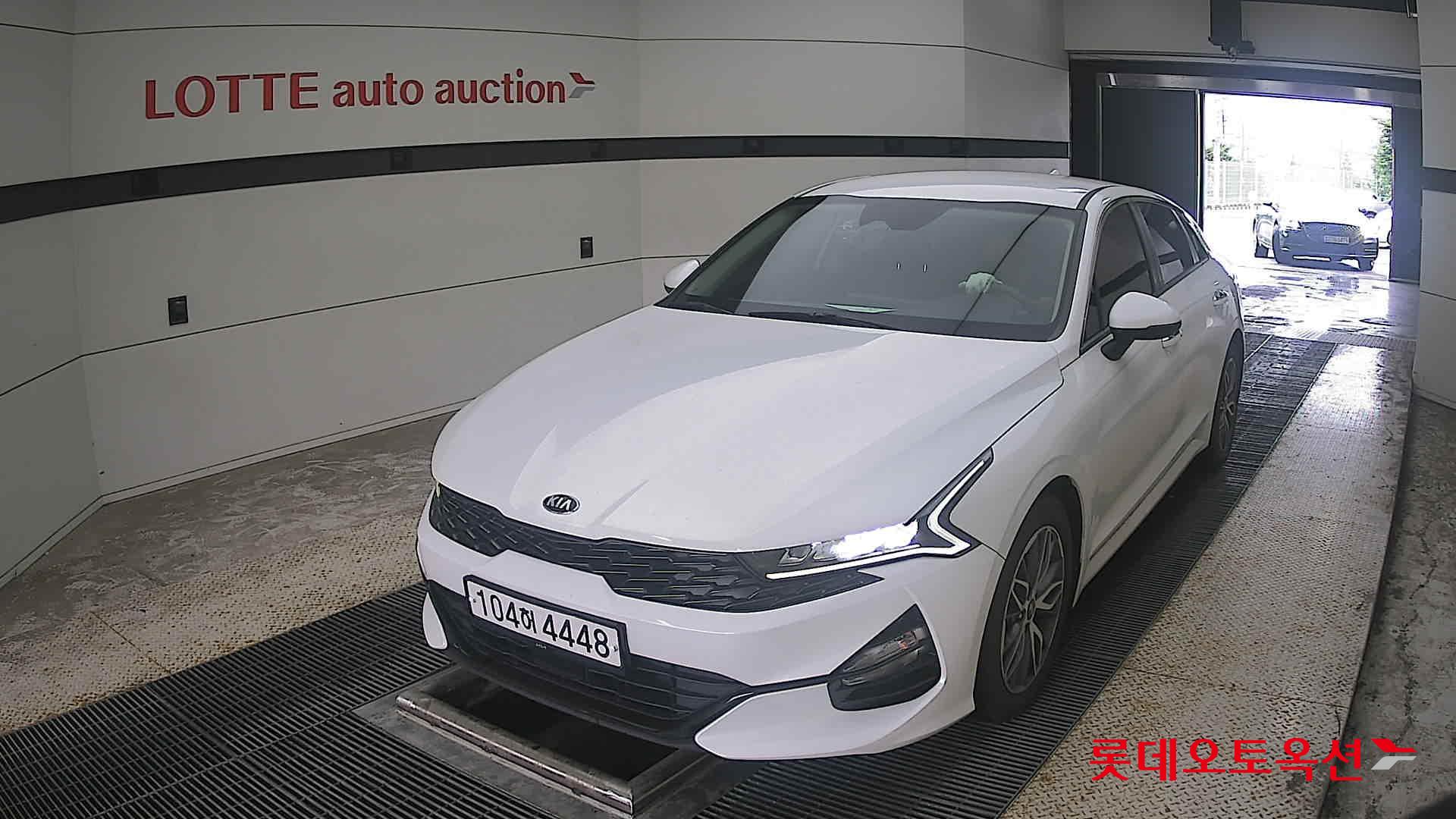 2020 - kia k5