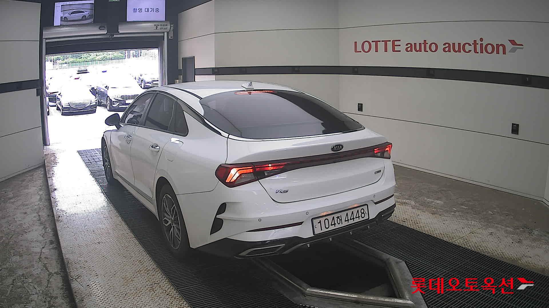 2020 - kia k5