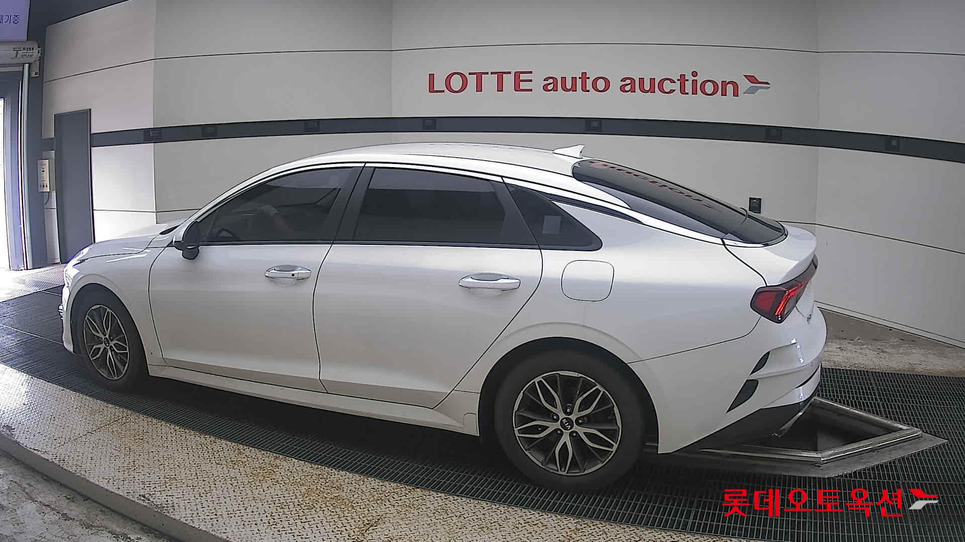 2020 - kia k5
