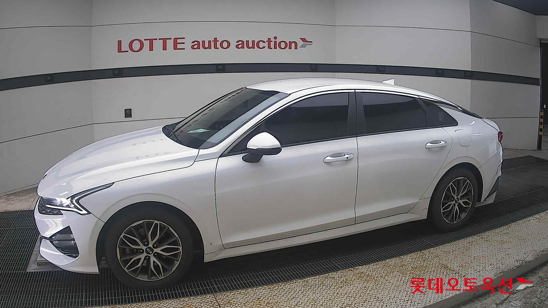2020 - kia k5