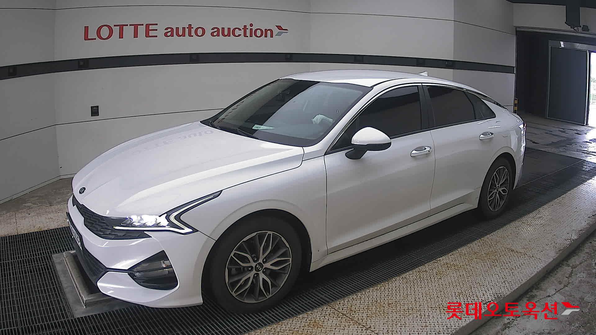 2020 - kia k5