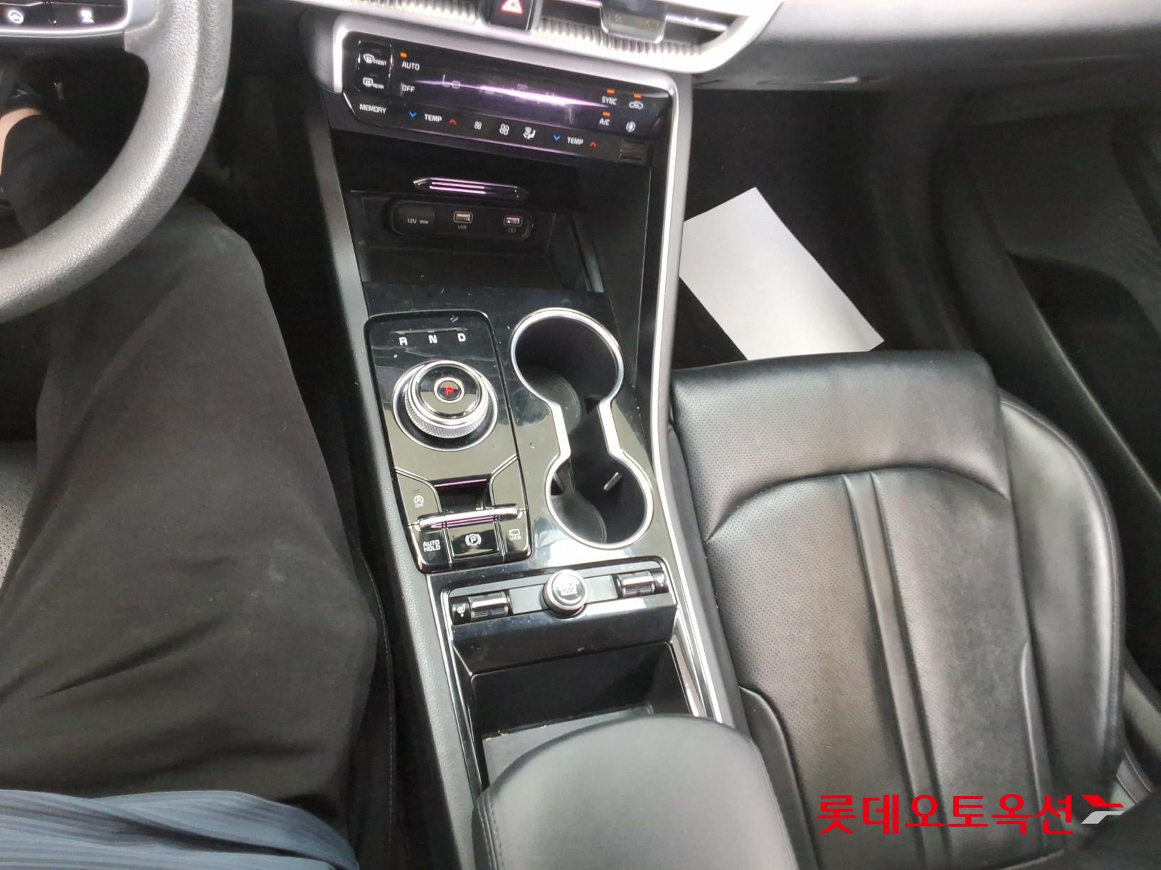 2020 - kia k5